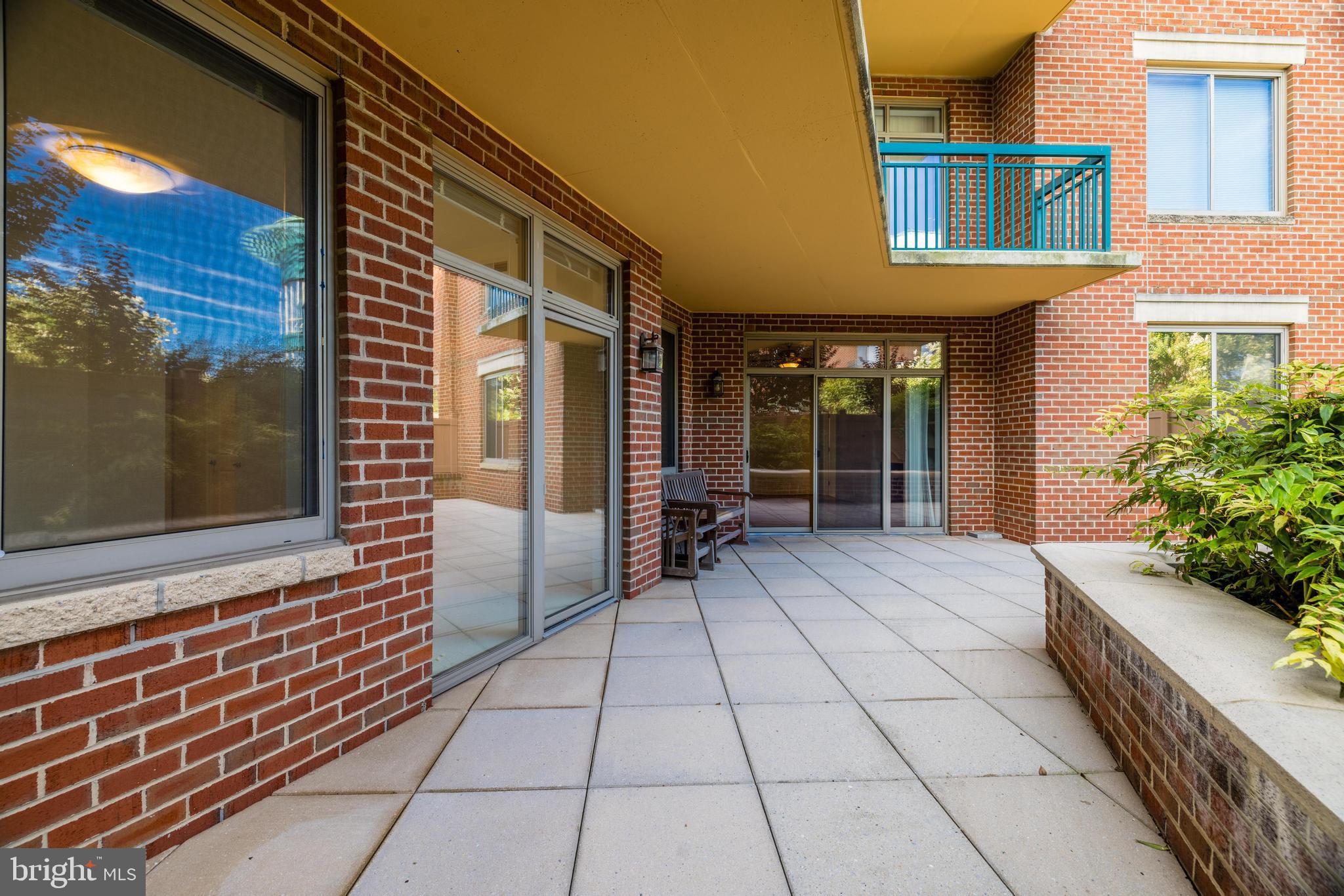 PALLADIUM AT MCLEAN - Residential