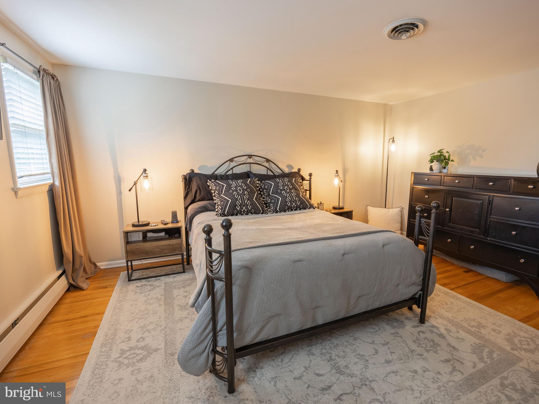 BELCOURT MANOR - Residential