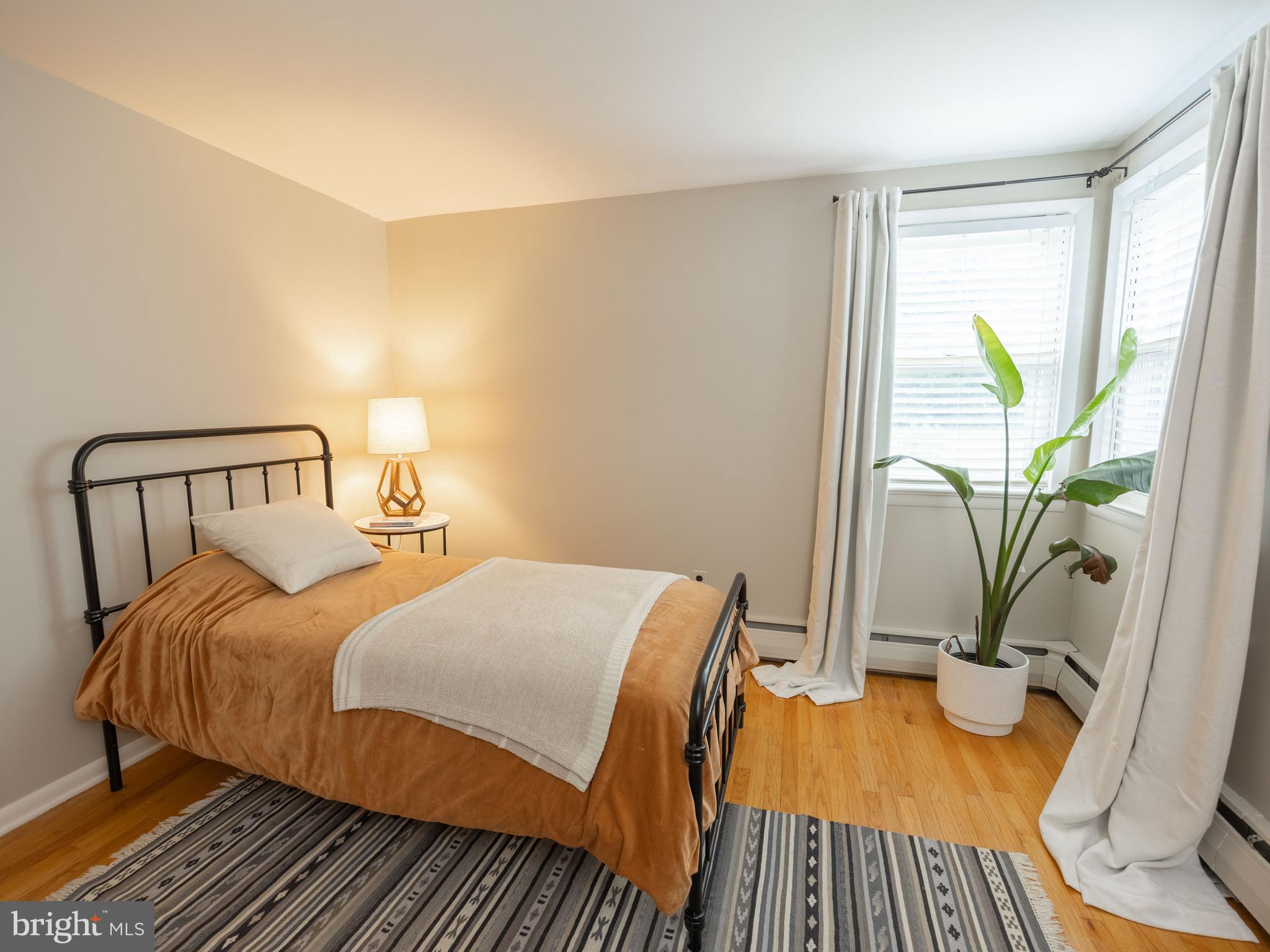 BELCOURT MANOR - Residential