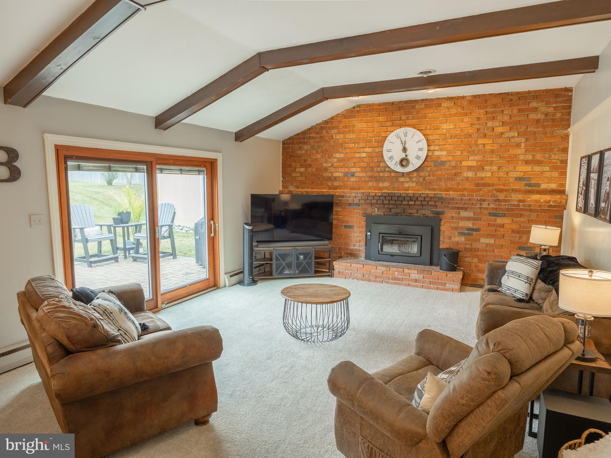 BELCOURT MANOR - Residential