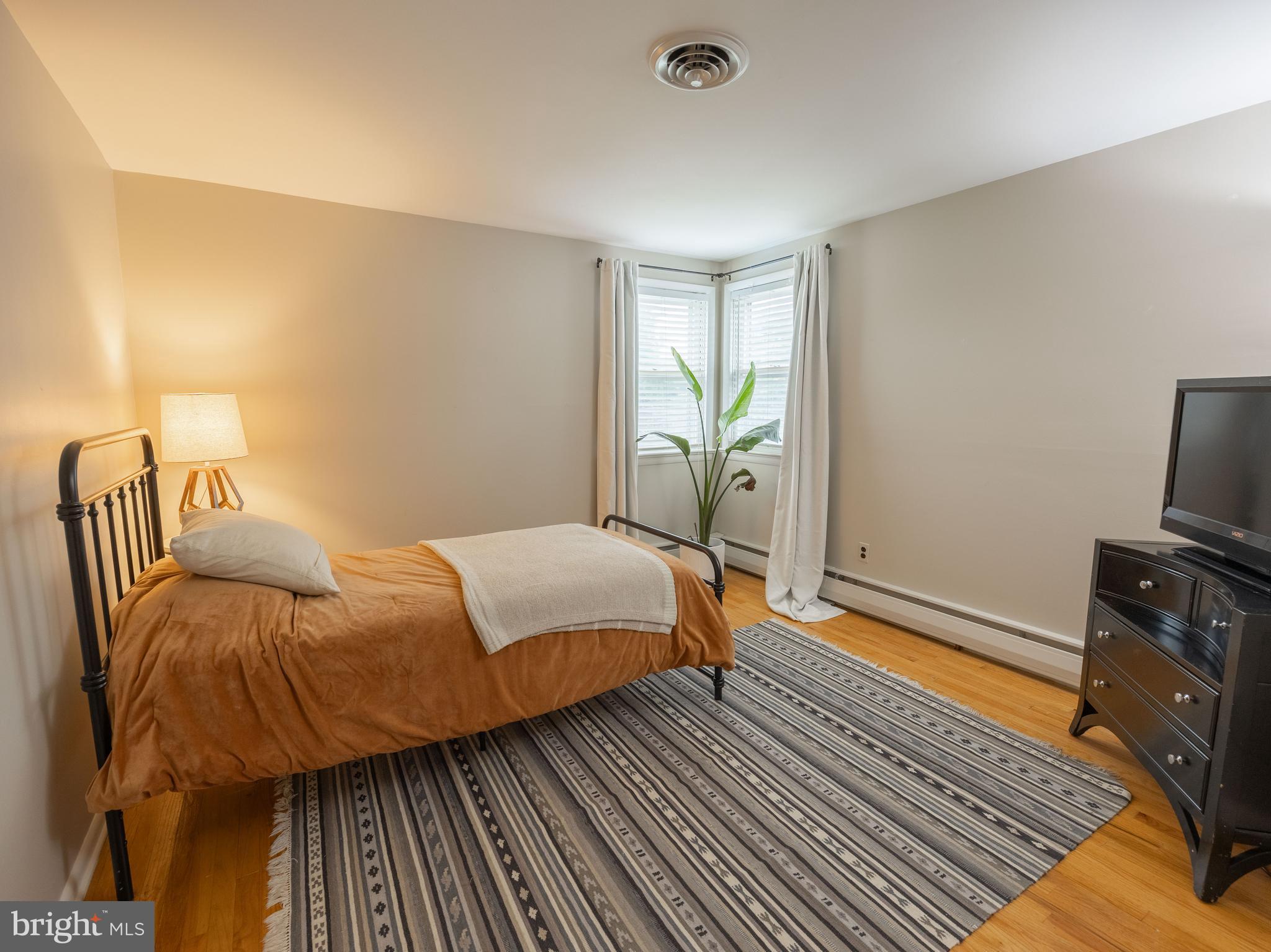 BELCOURT MANOR - Residential