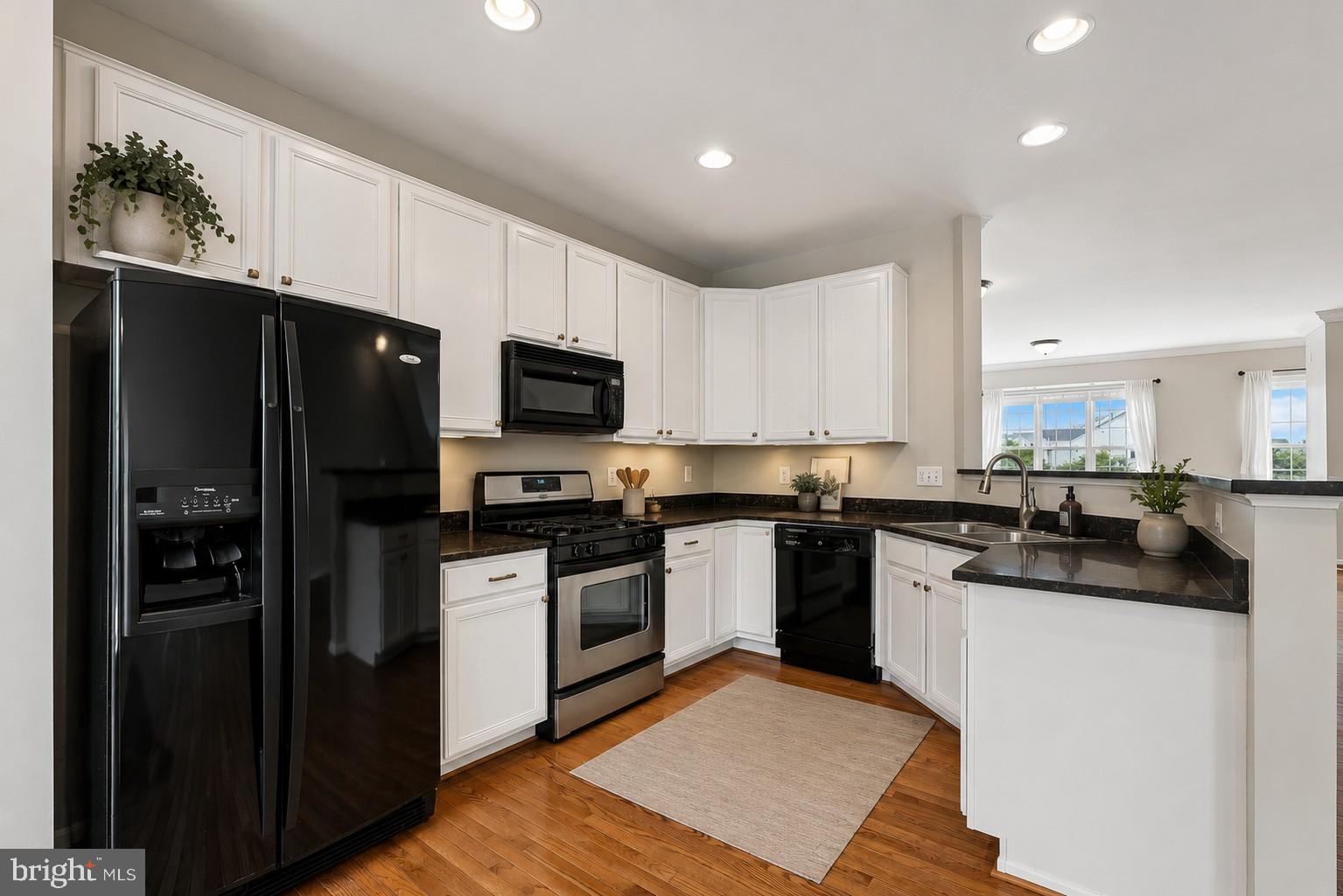 POTOMAC STATION - Residential