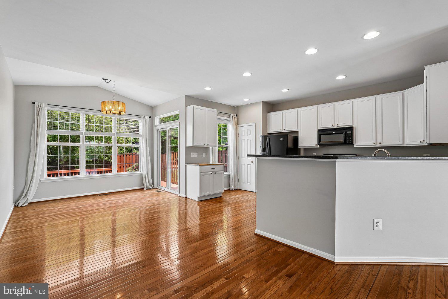 POTOMAC STATION - Residential