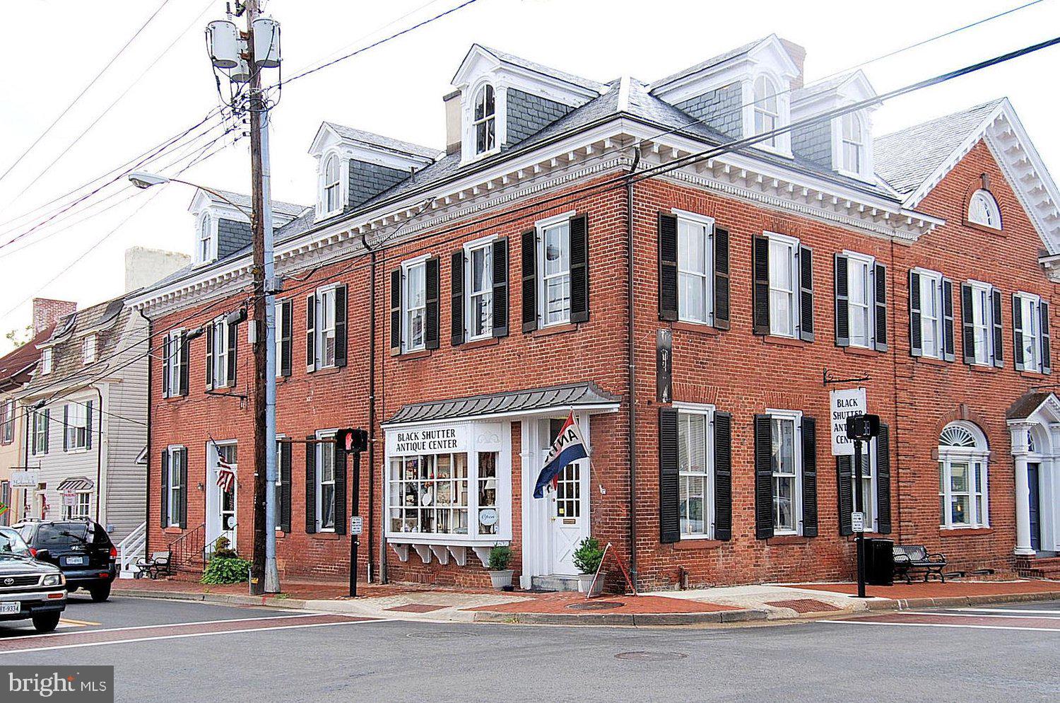 POTOMAC STATION - Residential