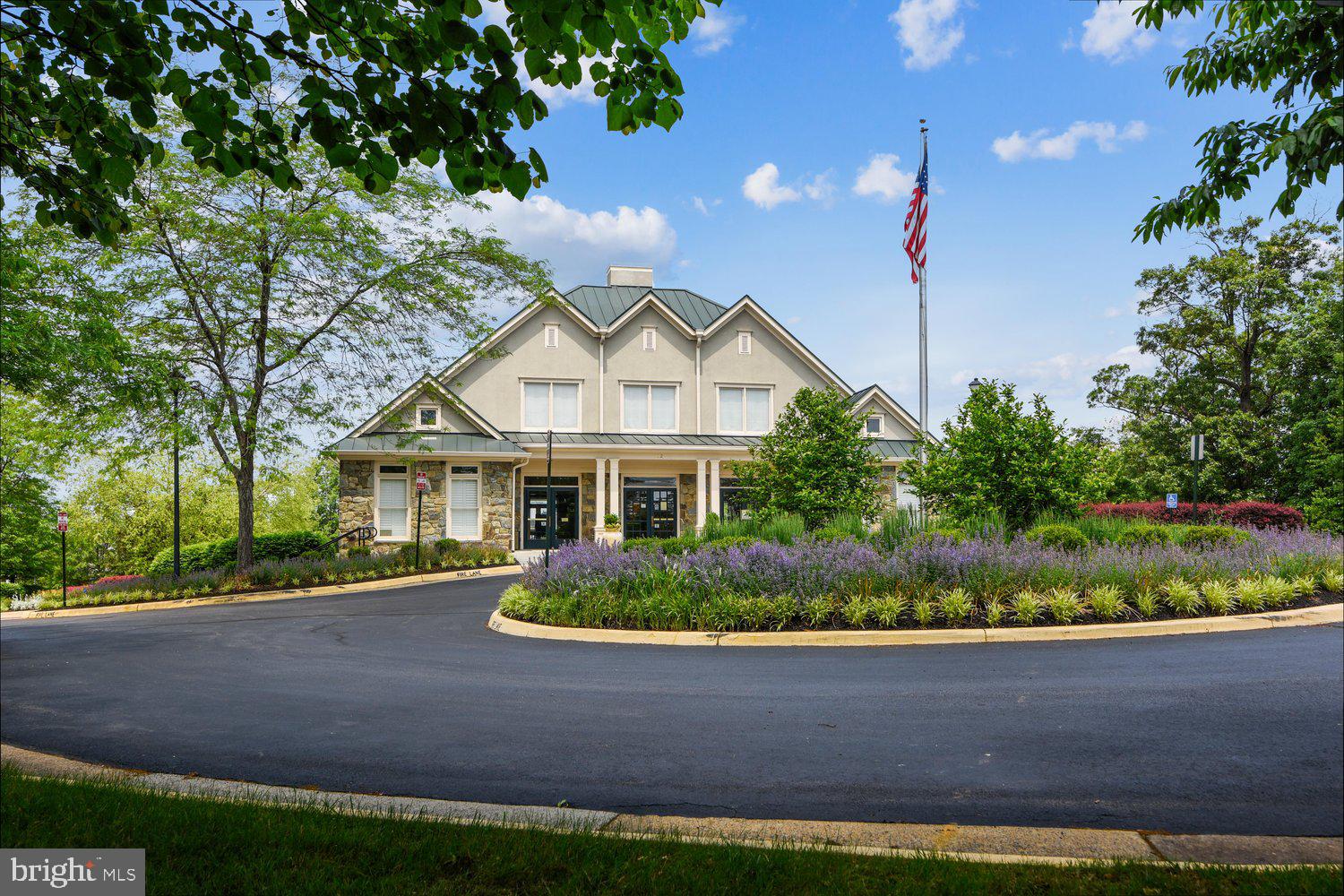 POTOMAC STATION - Residential