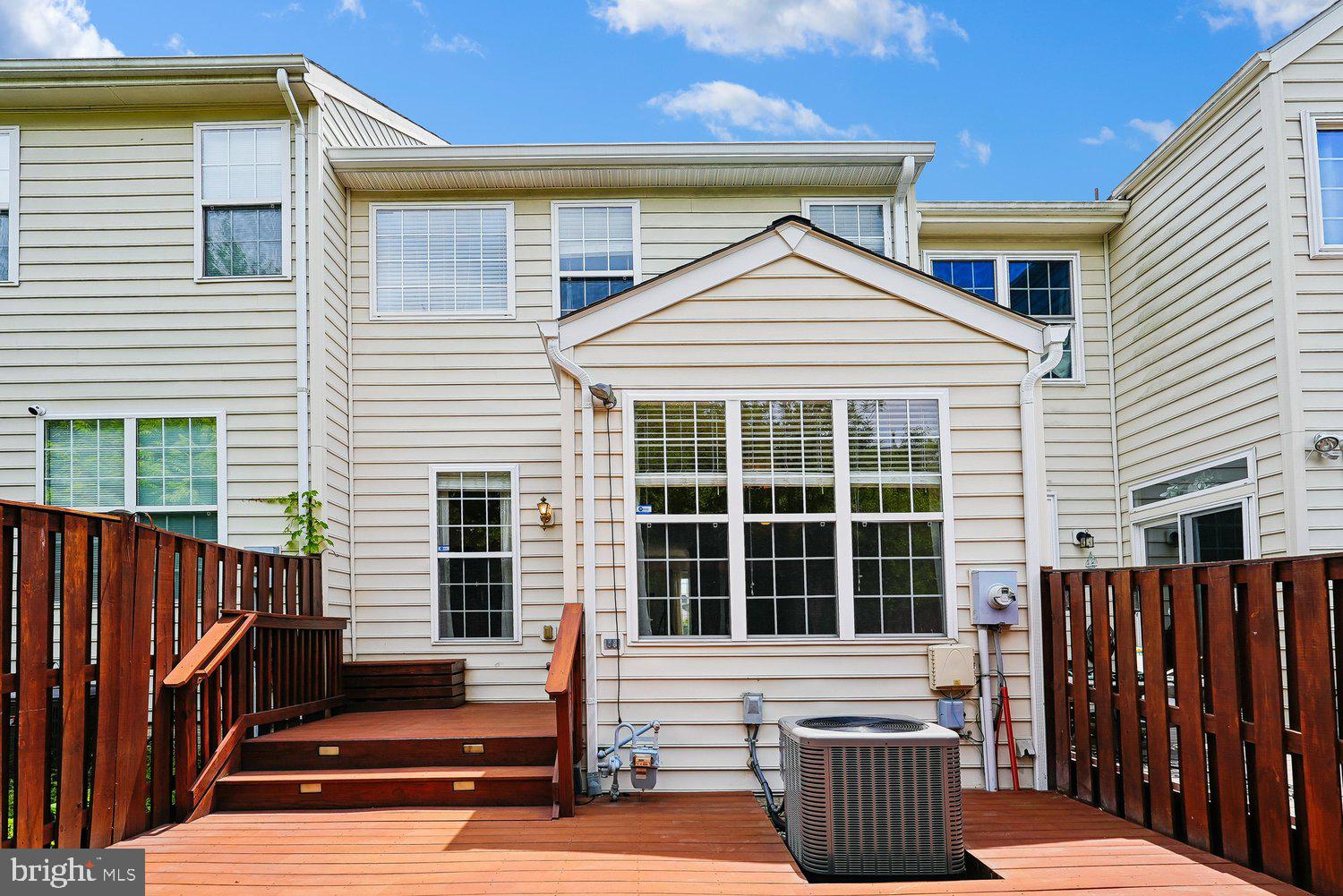 POTOMAC STATION - Residential