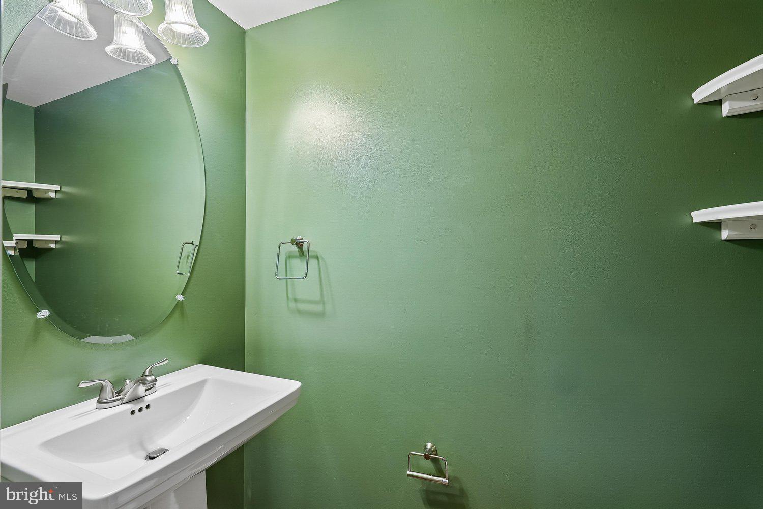 POTOMAC STATION - Residential