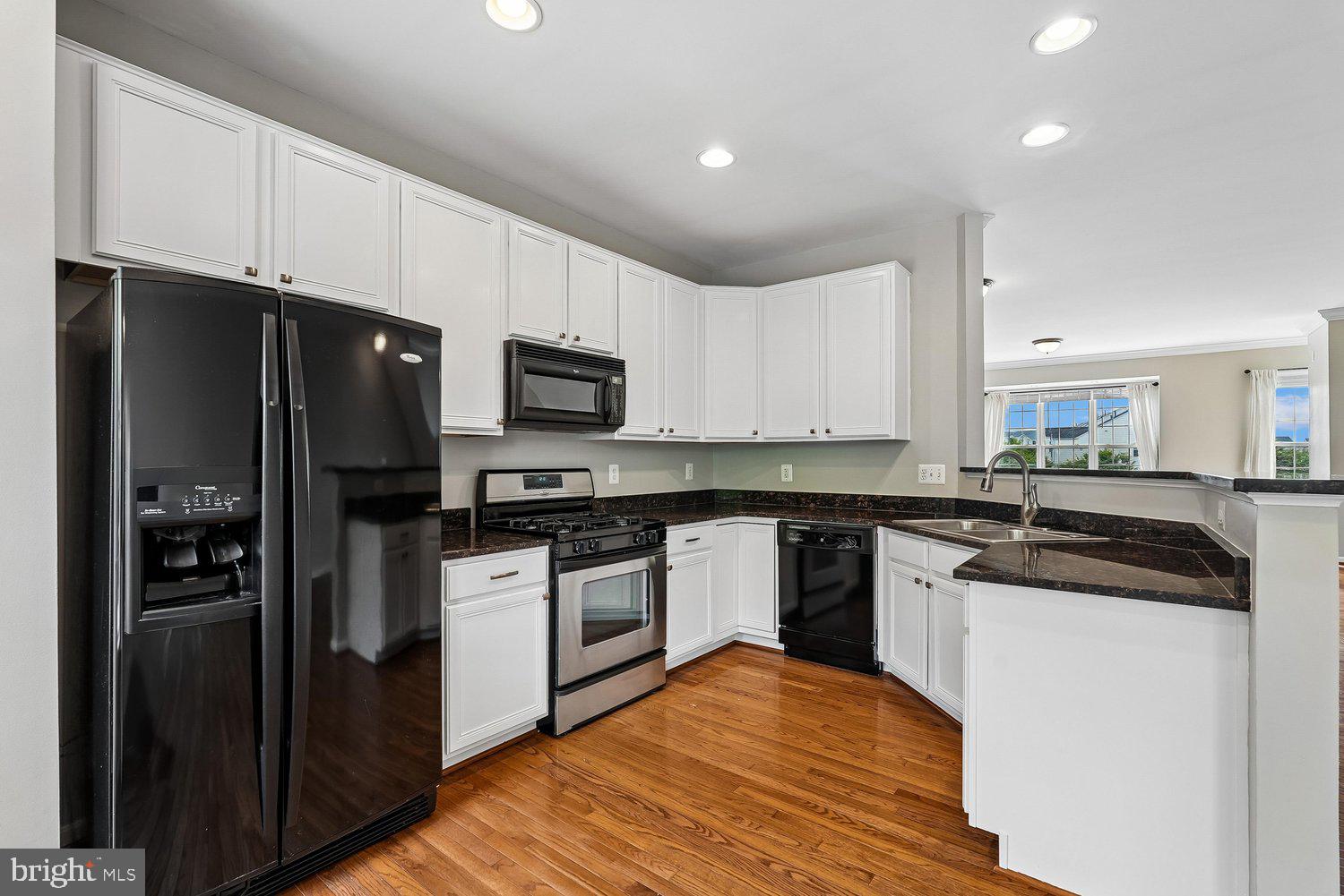 POTOMAC STATION - Residential