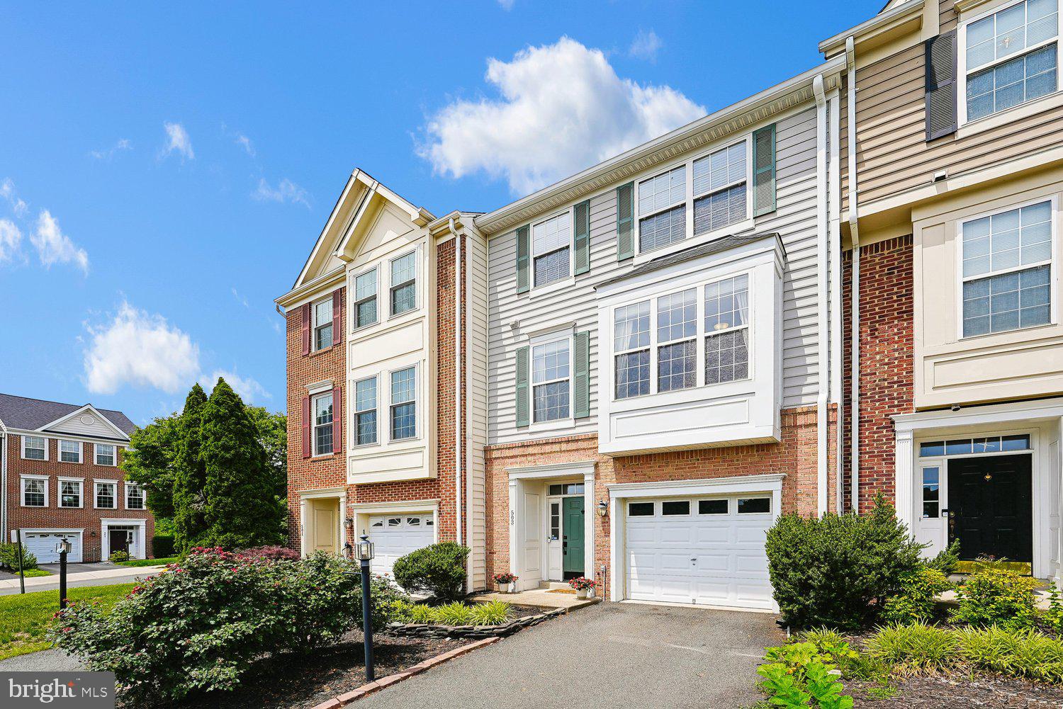 POTOMAC STATION - Residential