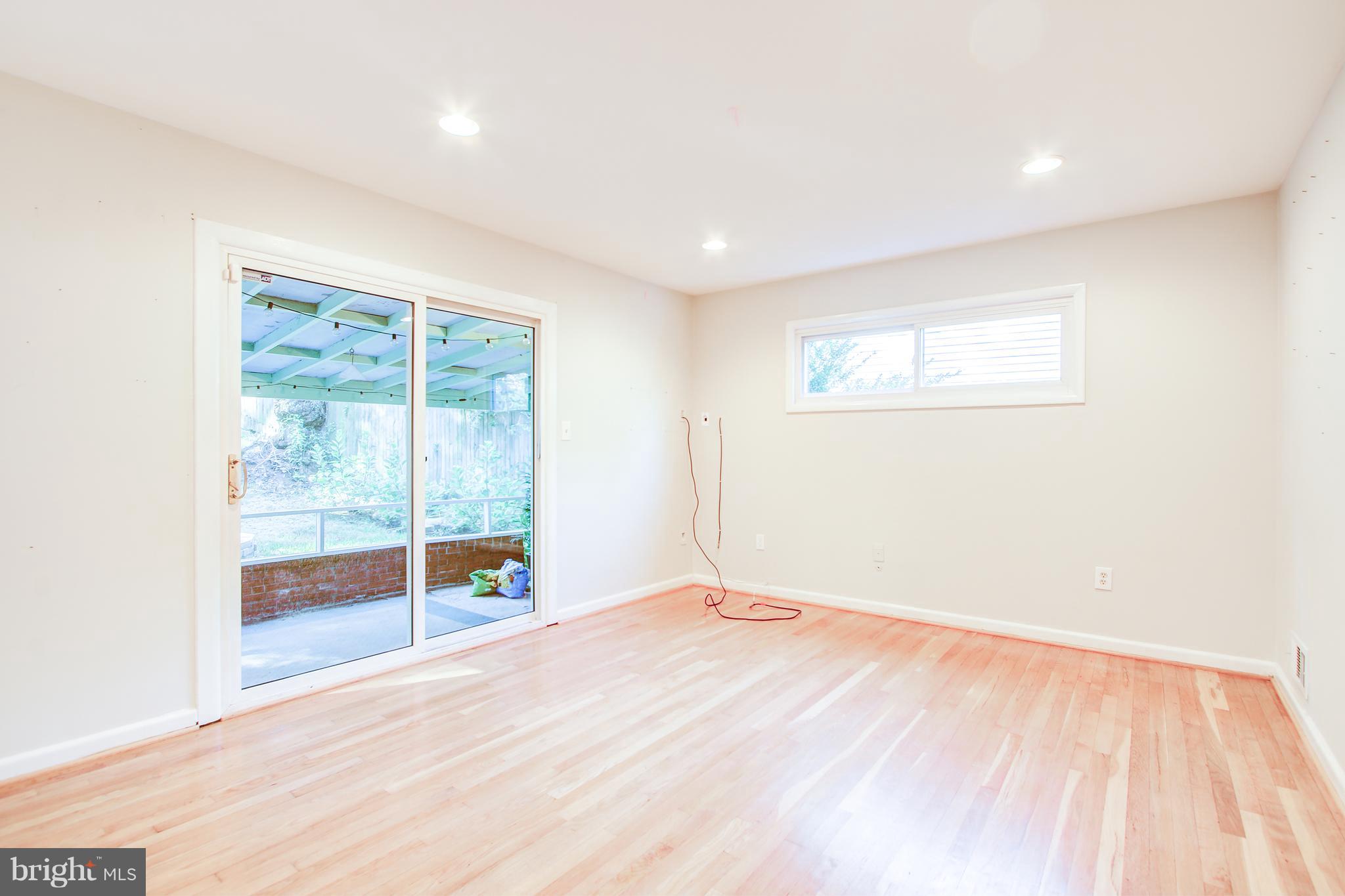 ROCK CREEK PALISADES - Residential