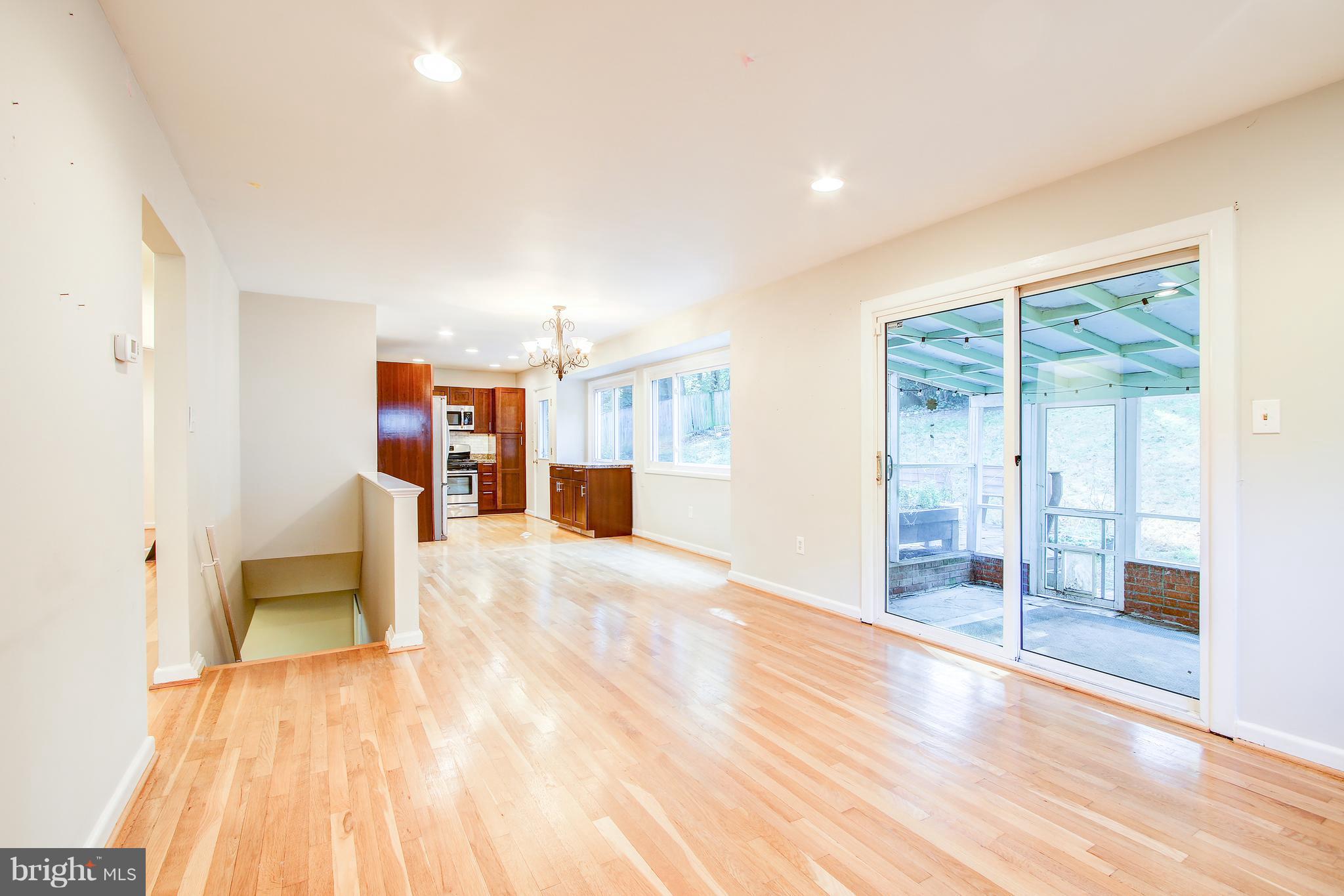 ROCK CREEK PALISADES - Residential