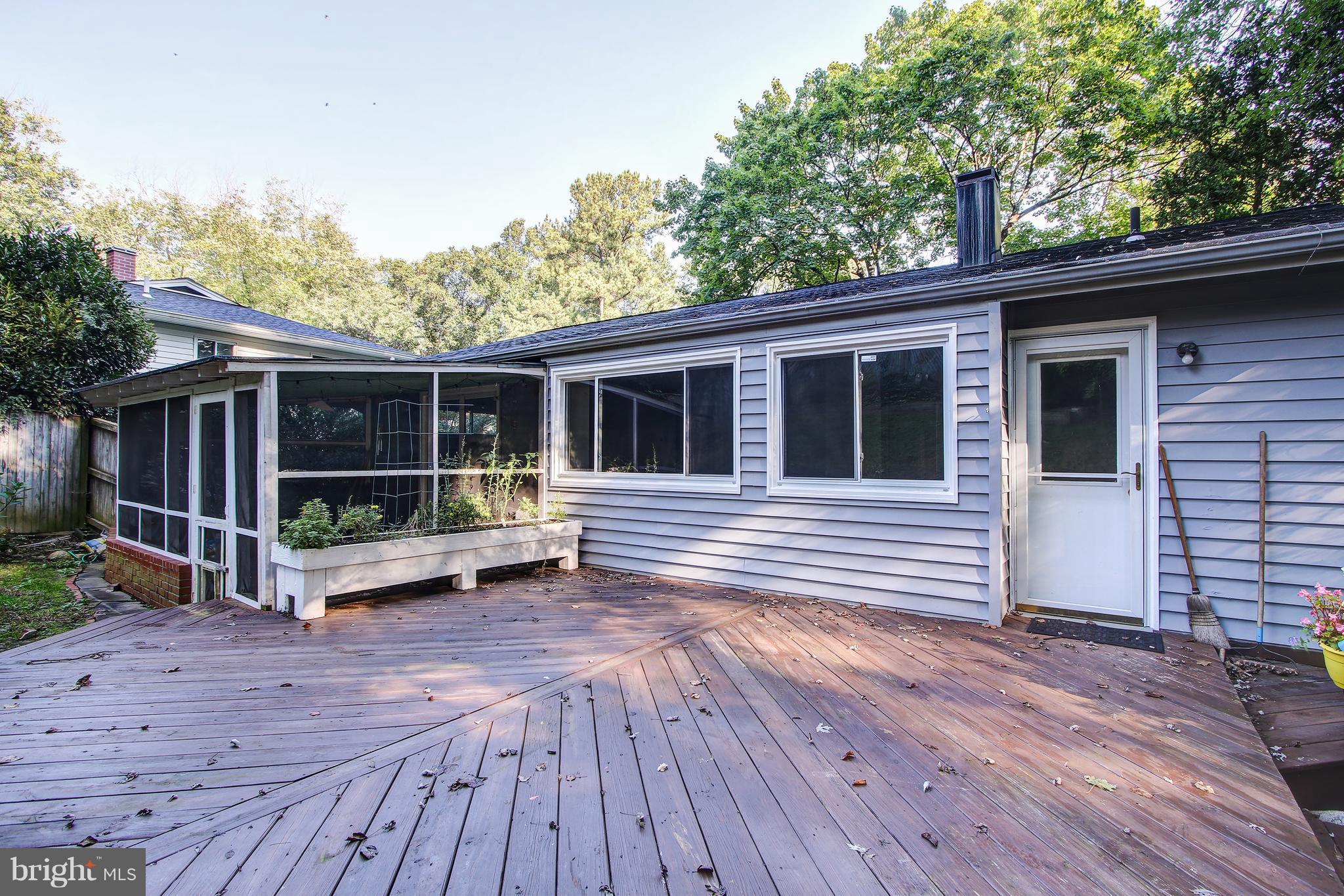 ROCK CREEK PALISADES - Residential