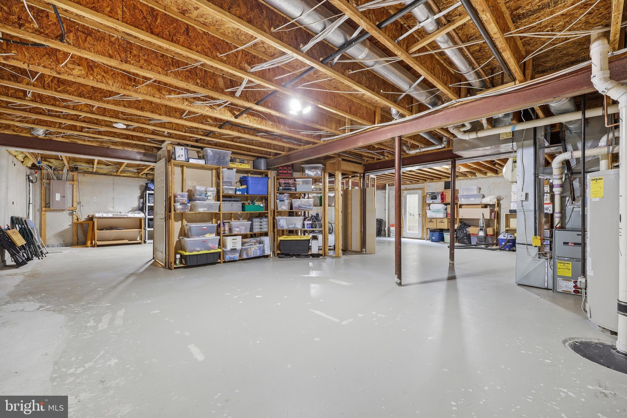 NORBECK GROVE - Residential