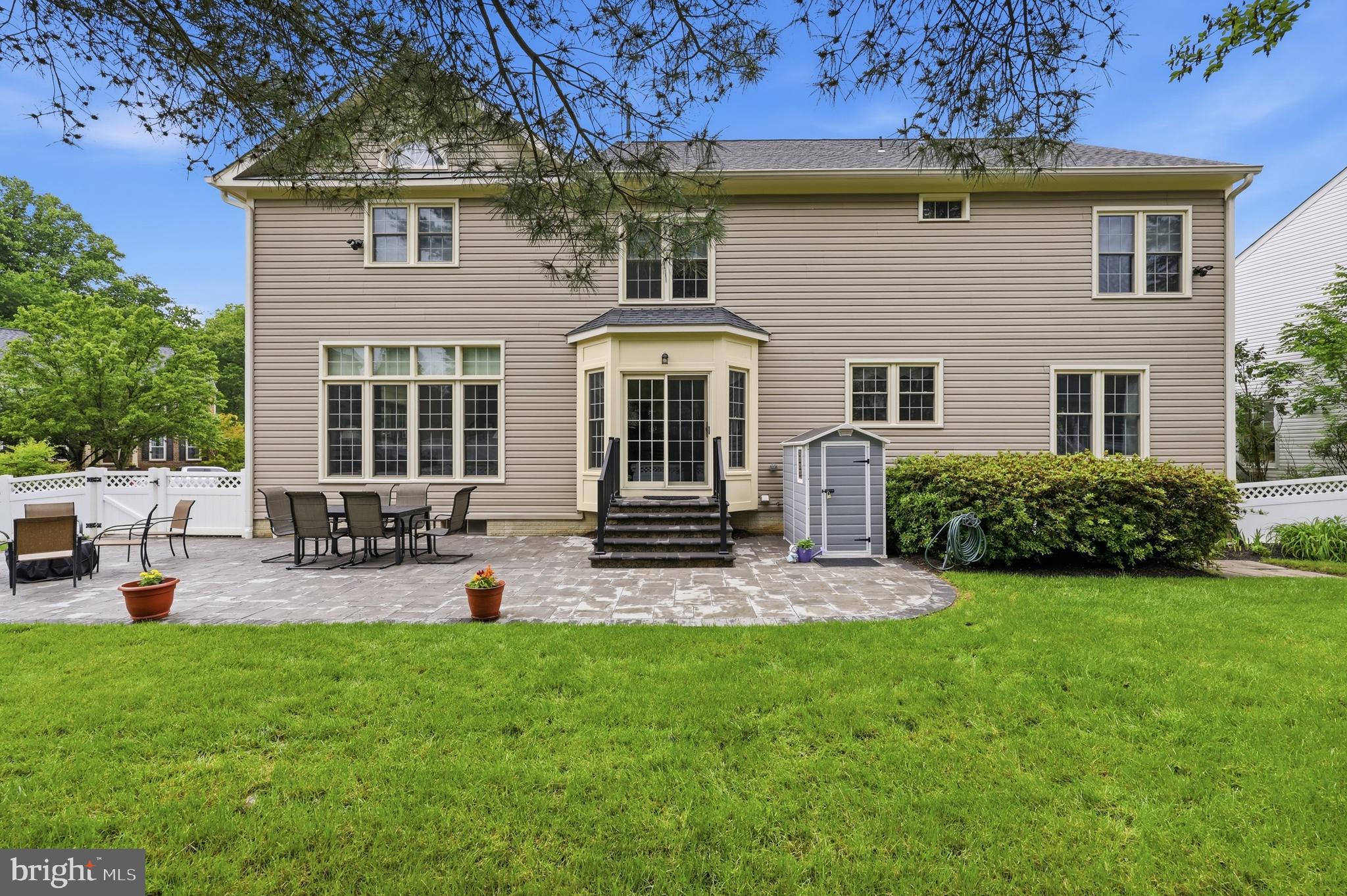 NORBECK GROVE - Residential