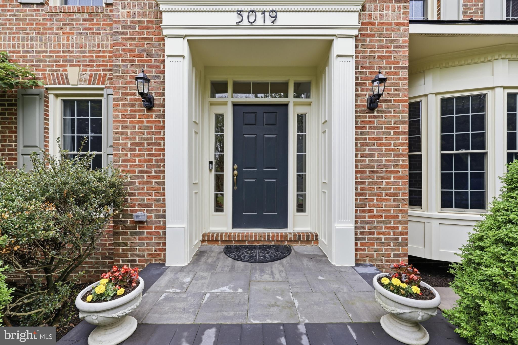NORBECK GROVE - Residential