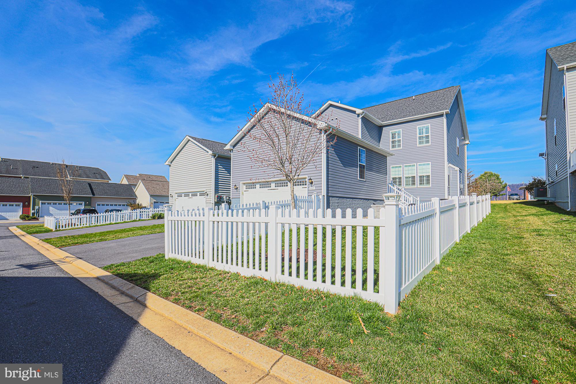 BRUNSWICK CROSSING - Residential