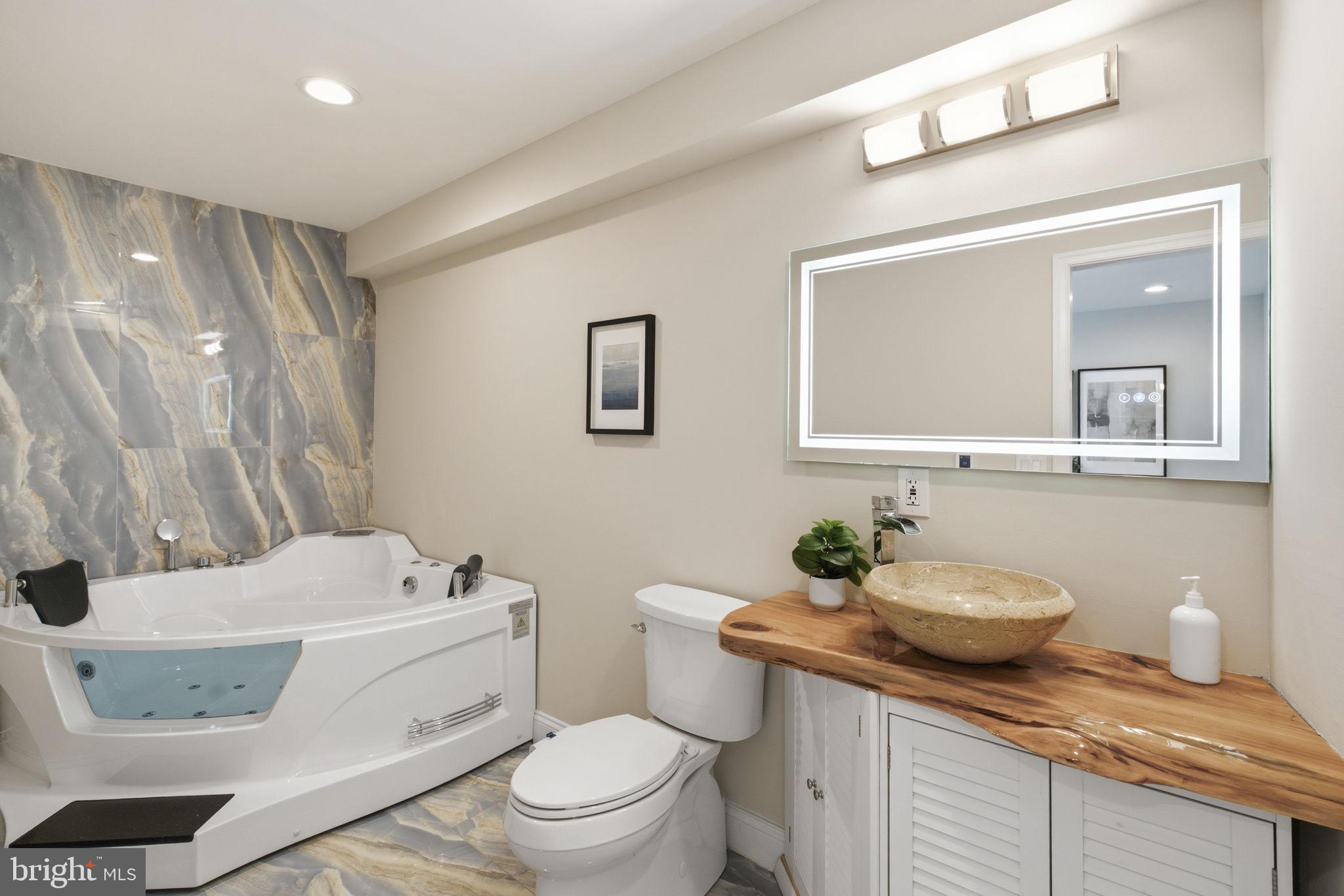 WILLOWDALE - Residential