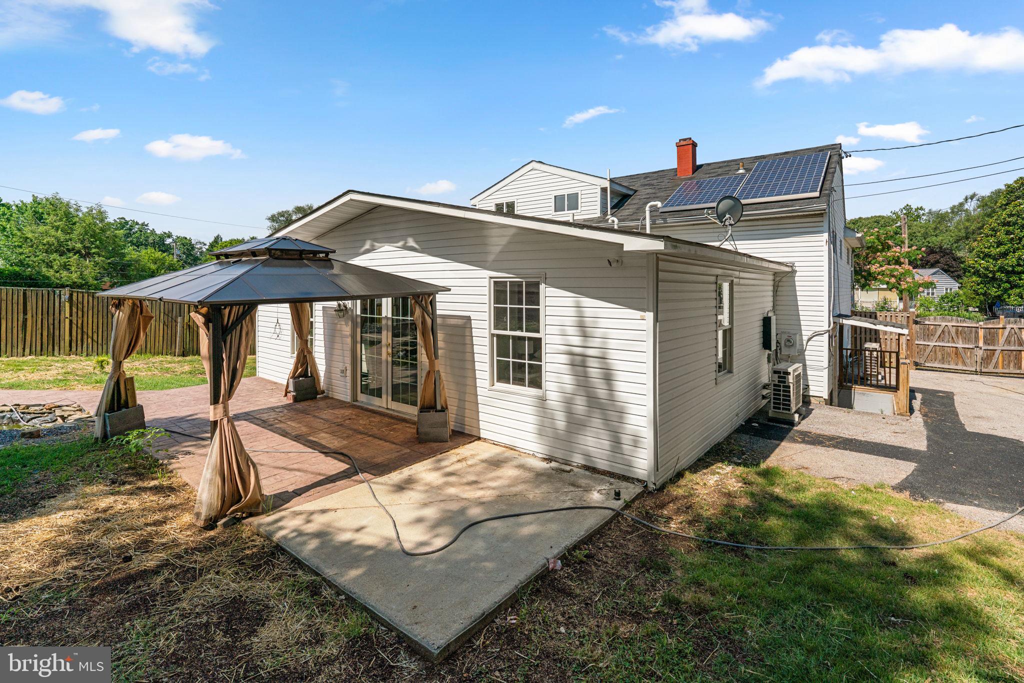 WILLOWDALE - Residential