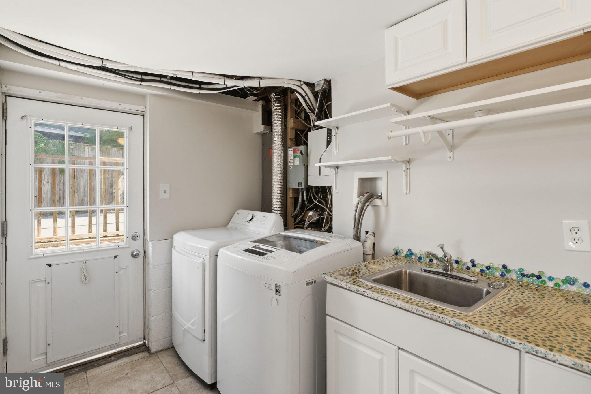 WILLOWDALE - Residential