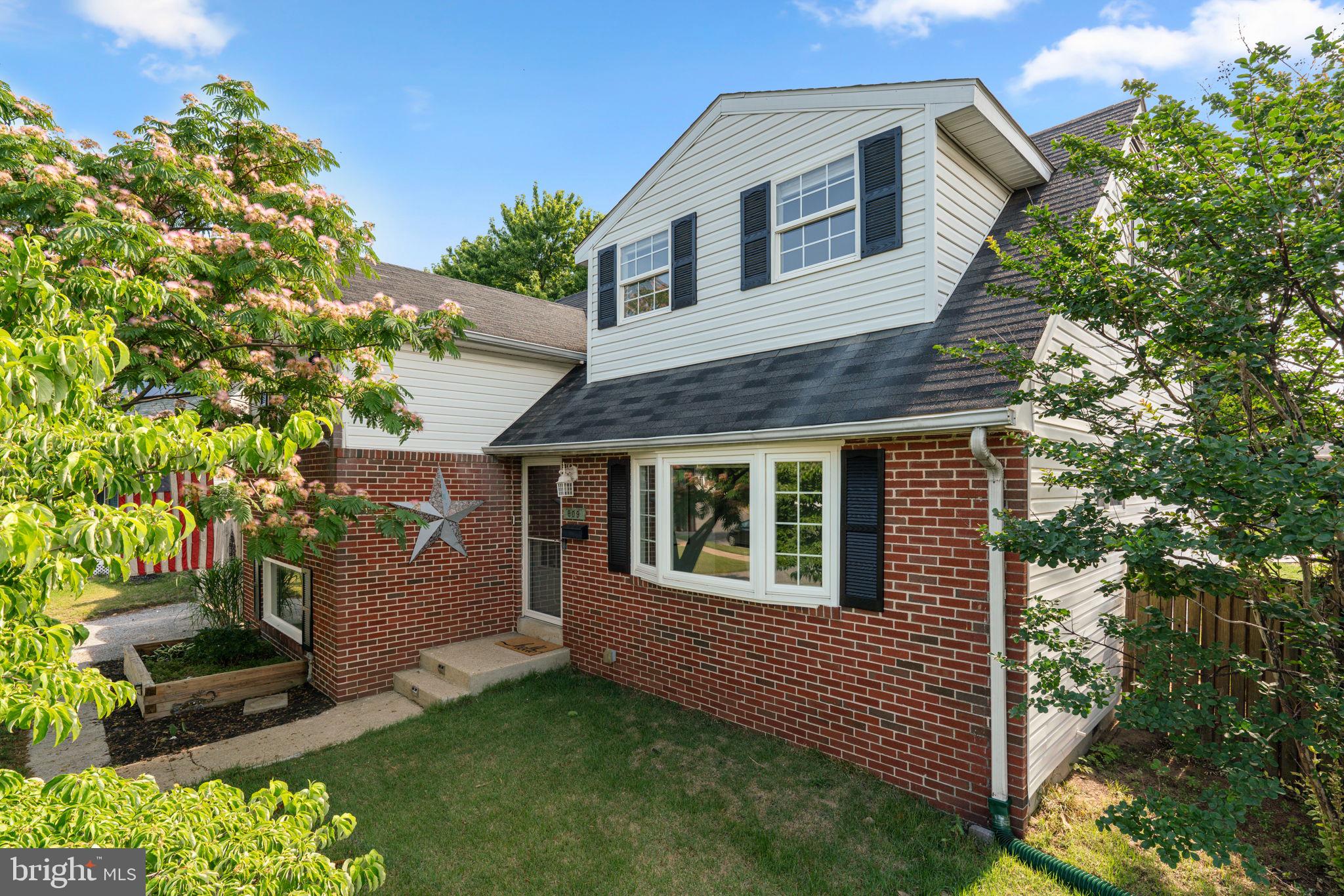 WILLOWDALE - Residential
