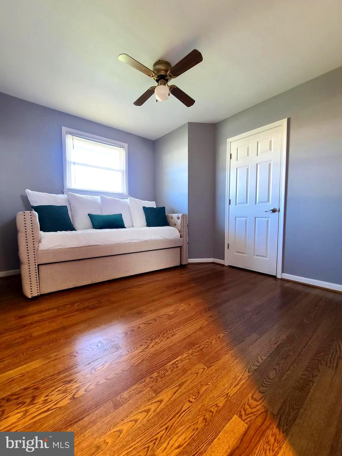 TEMPLE HILLS PARK - Residential