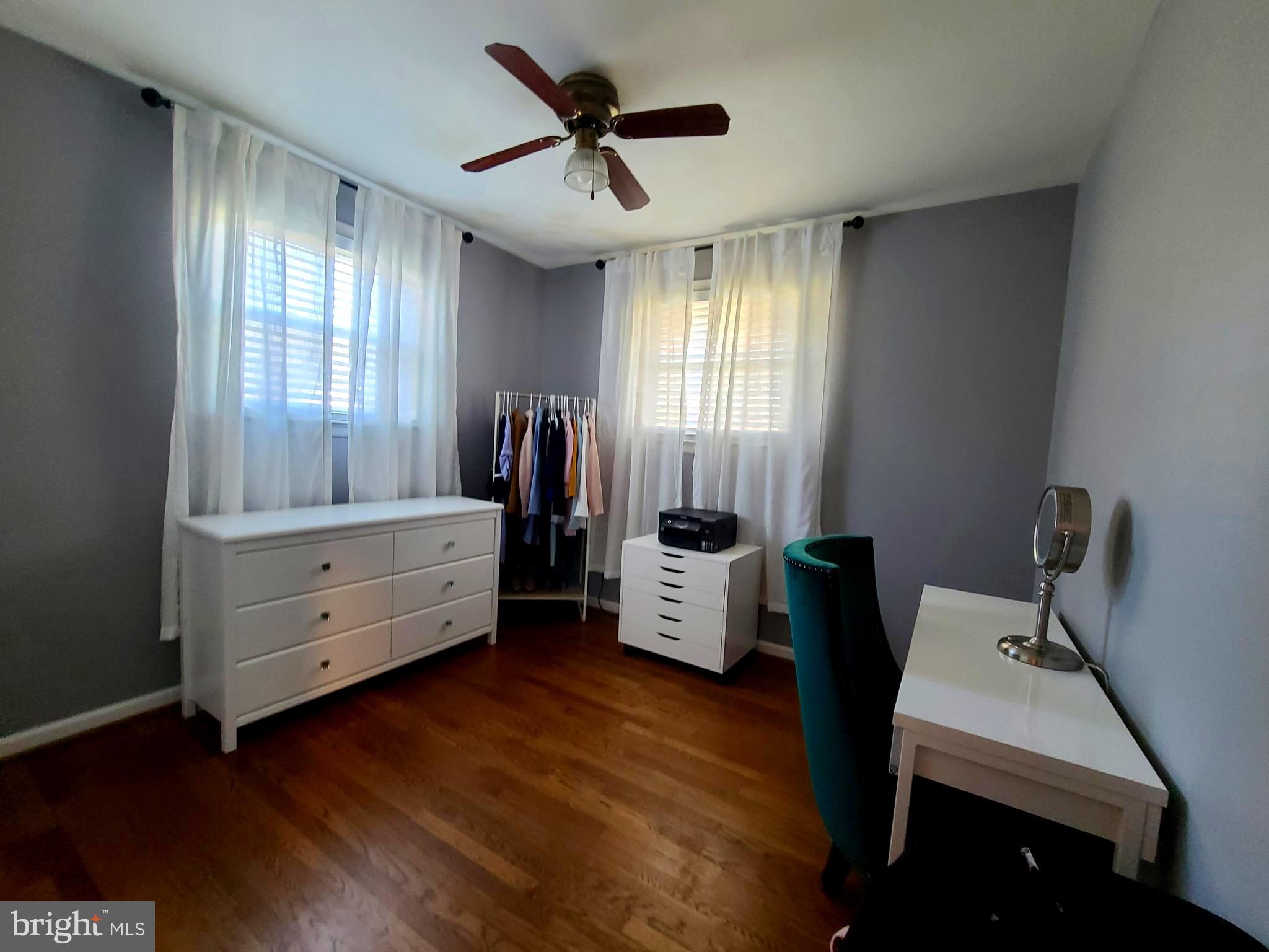 TEMPLE HILLS PARK - Residential