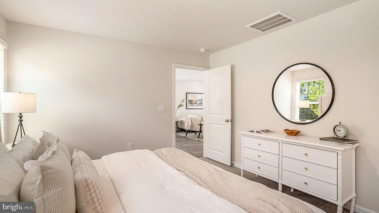 KINNAMON MEADOWS - Residential