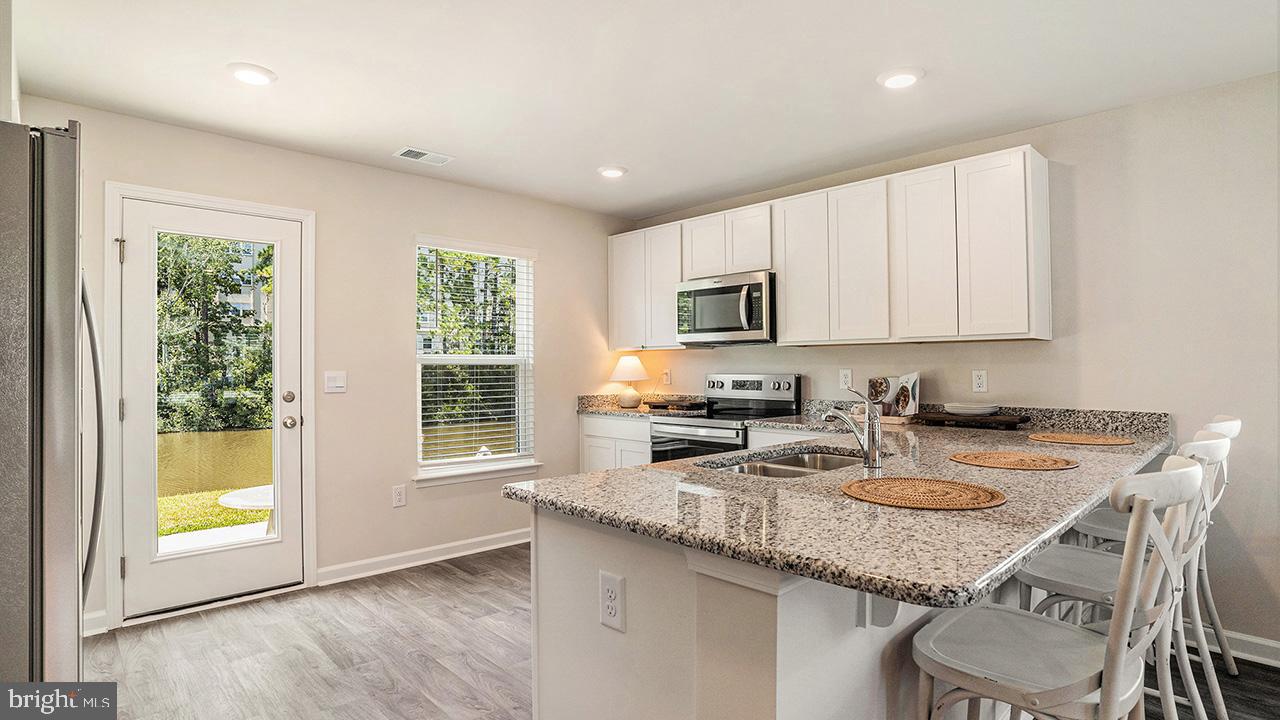 KINNAMON MEADOWS - Residential