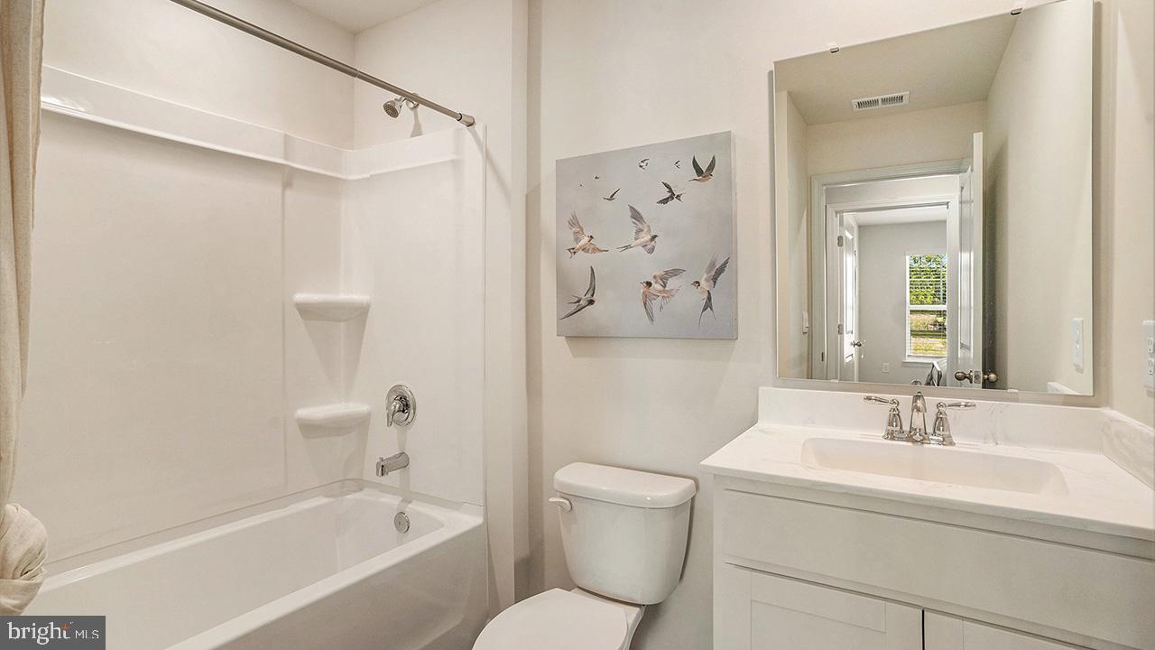 KINNAMON MEADOWS - Residential
