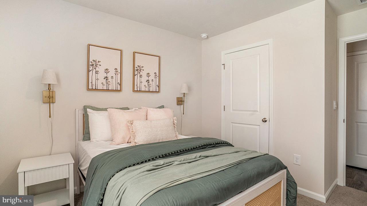 KINNAMON MEADOWS - Residential