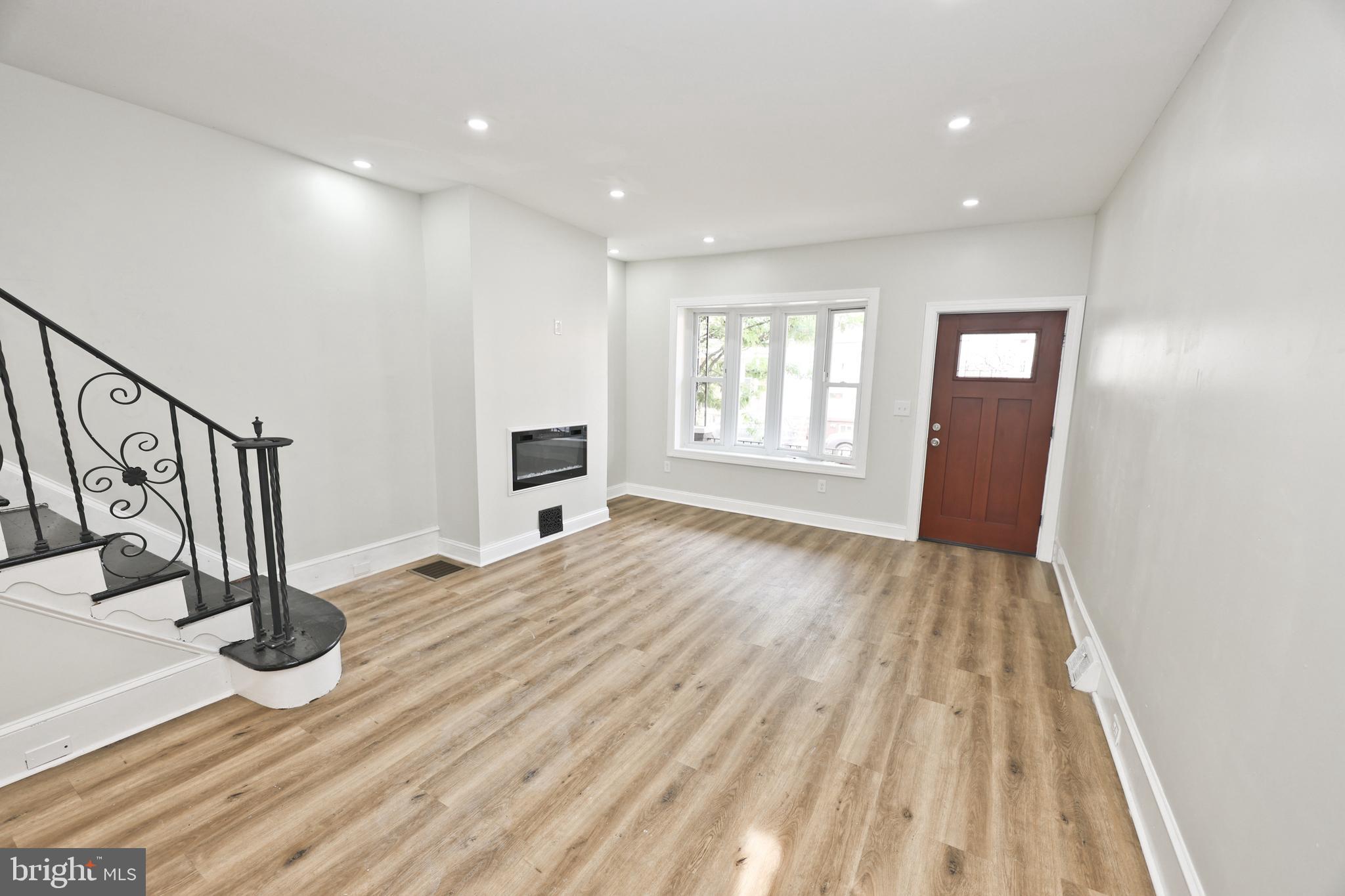 COBBS CREEK - Residential