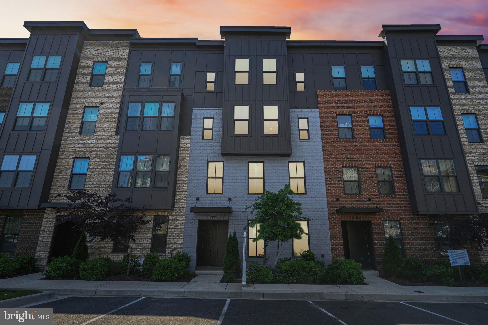 PADDOCK POINTE - Residential