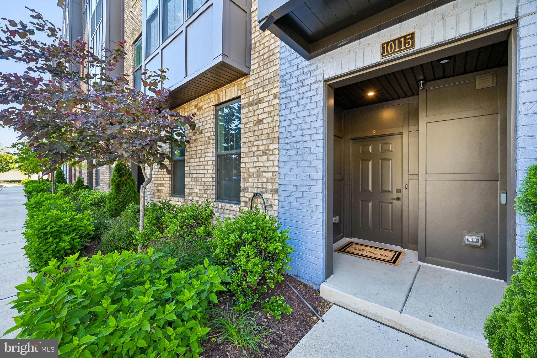 PADDOCK POINTE - Residential
