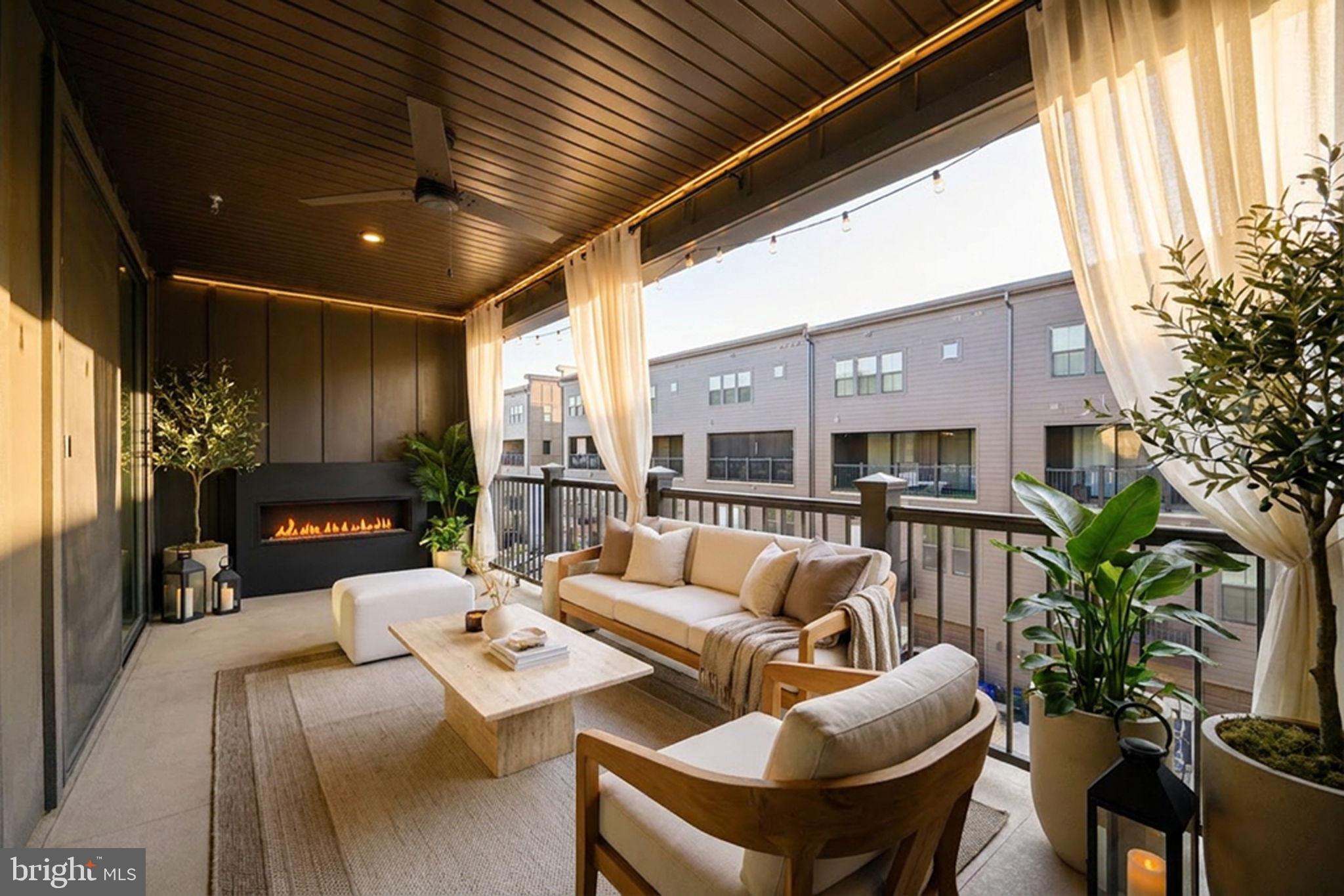 PADDOCK POINTE - Residential