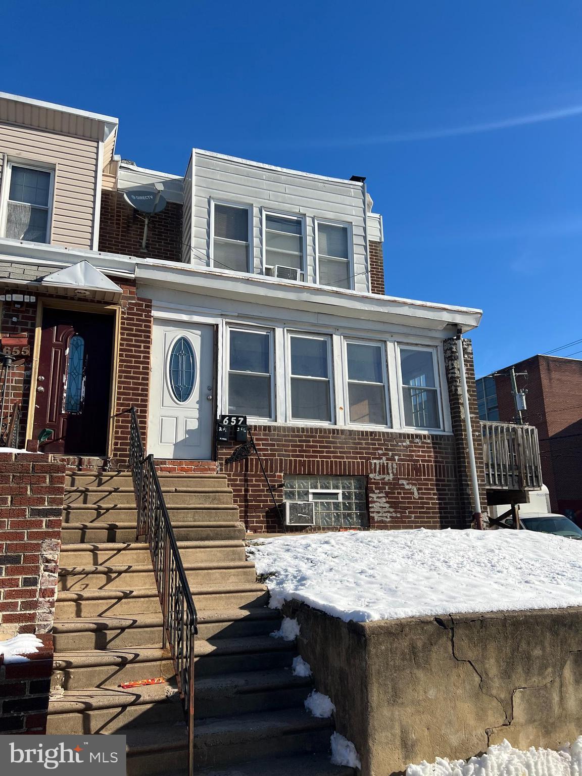 LAWNCREST - Residential Income