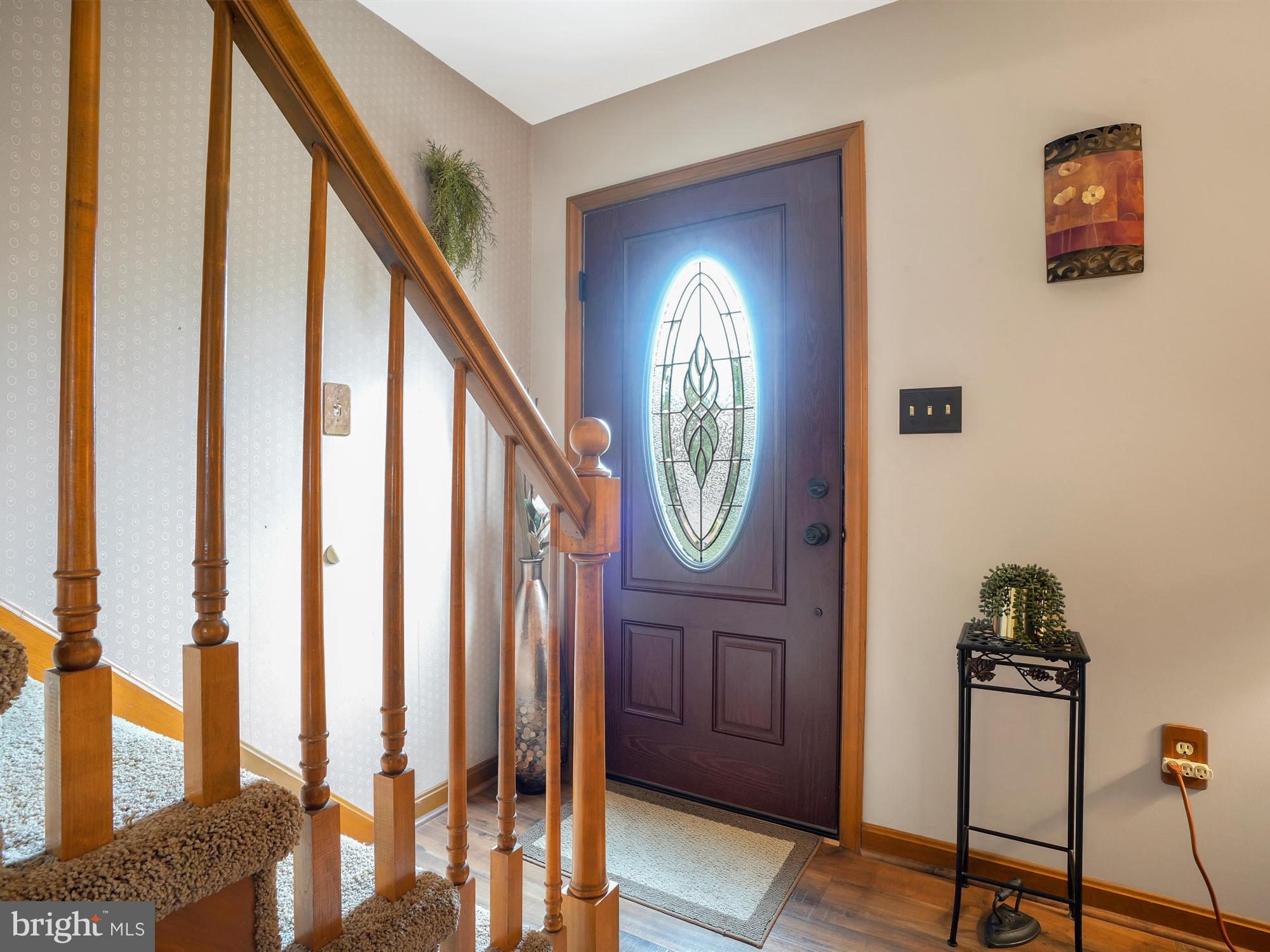 ELMCREST - Residential