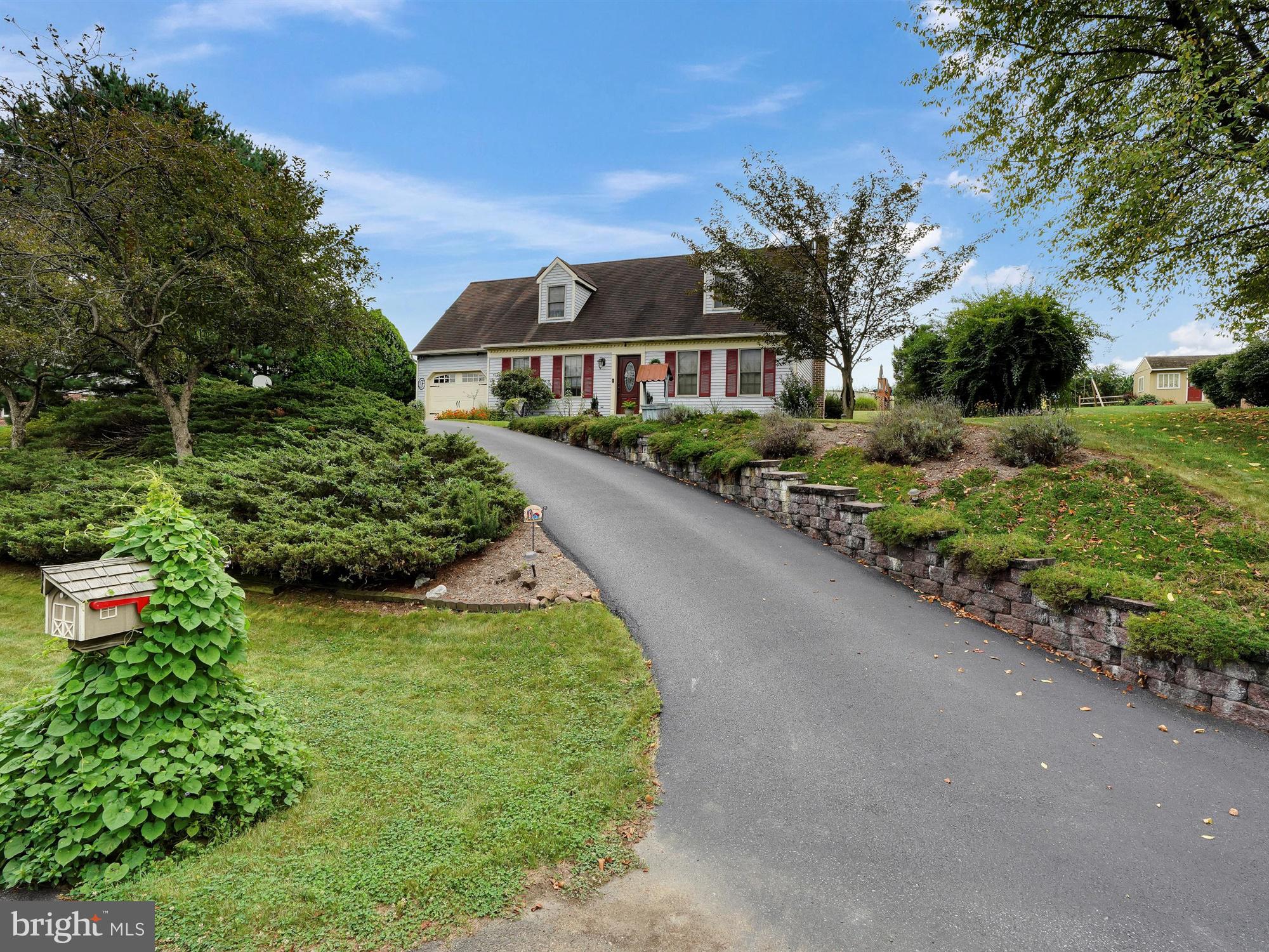 ELMCREST - Residential