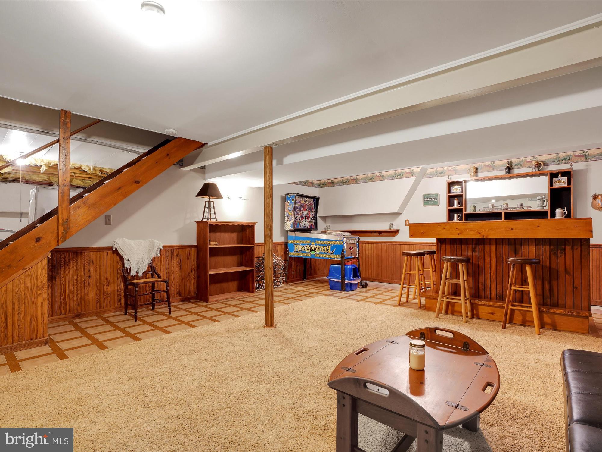 ELMCREST - Residential