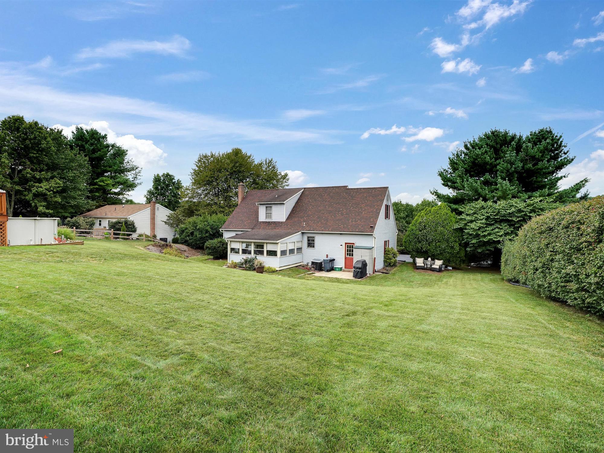ELMCREST - Residential