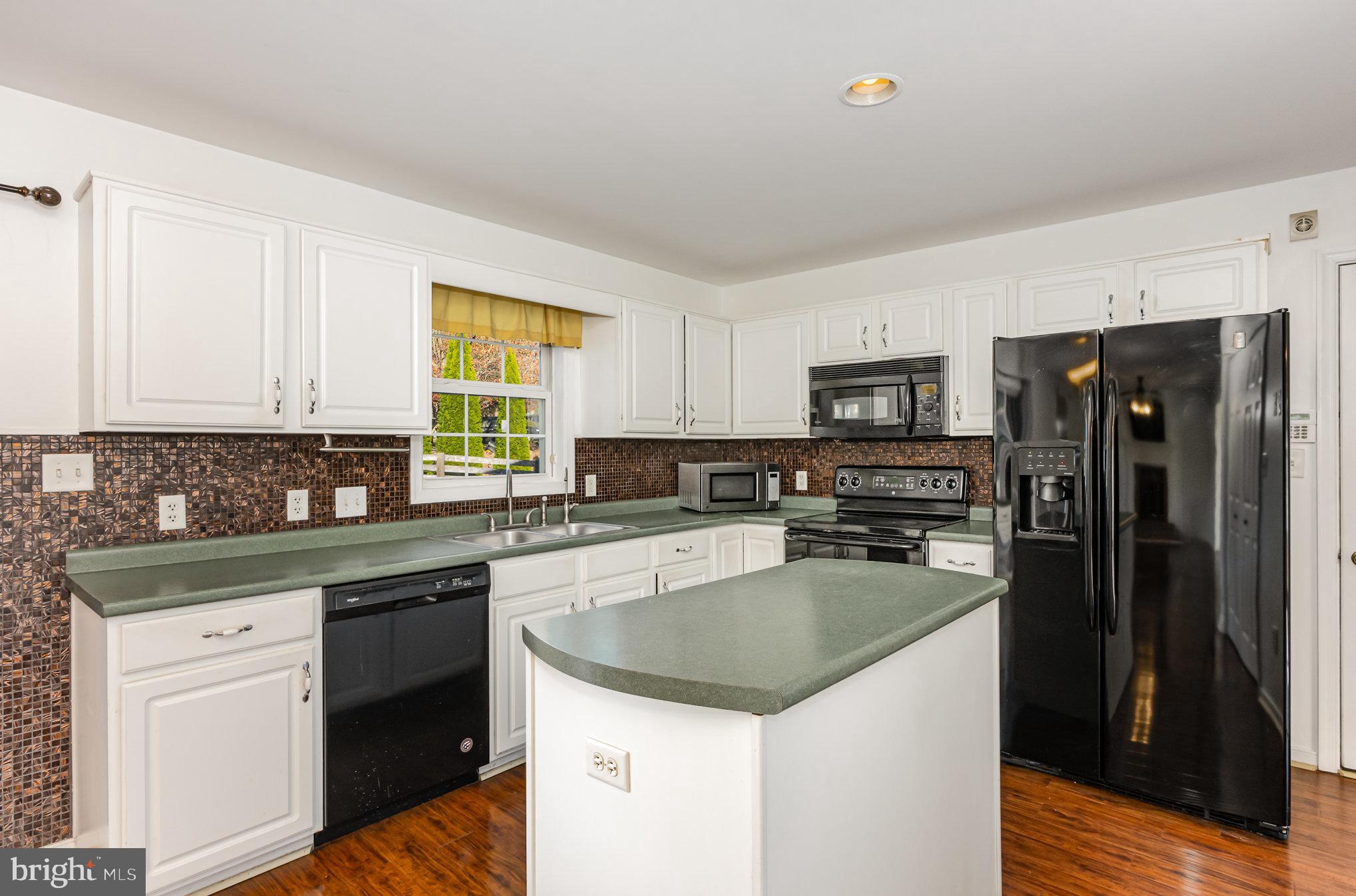 MT AIRY ESTATES - Residential