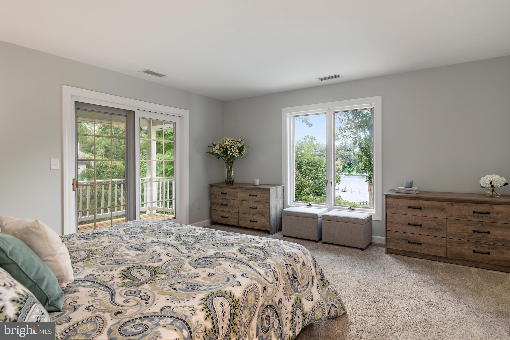 THE DOWNS - Residential