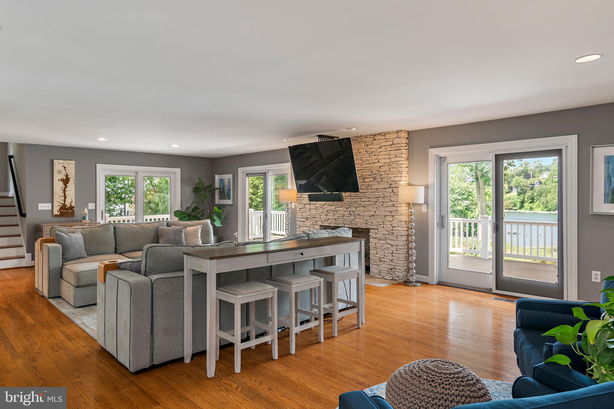 THE DOWNS - Residential