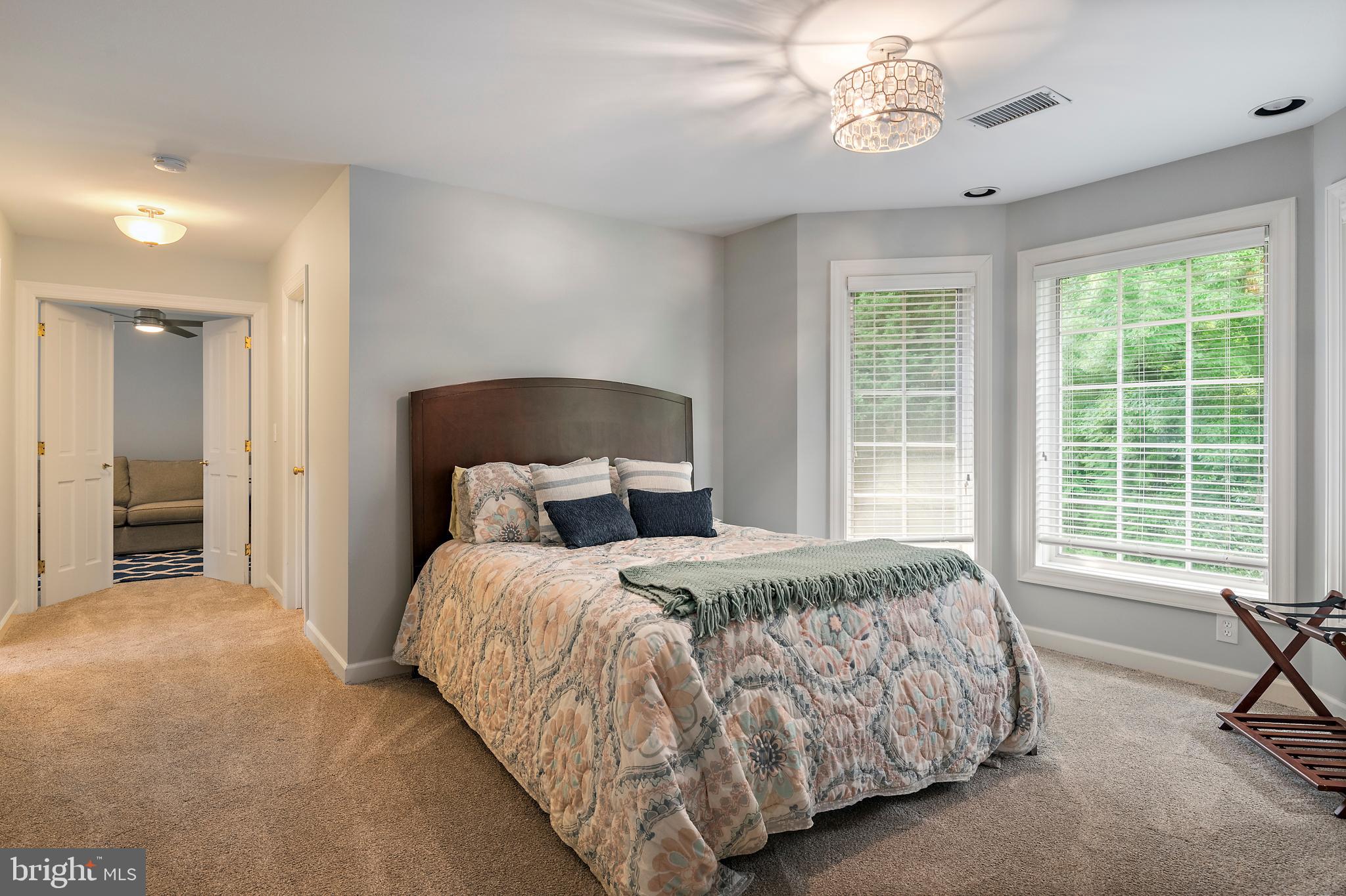THE DOWNS - Residential