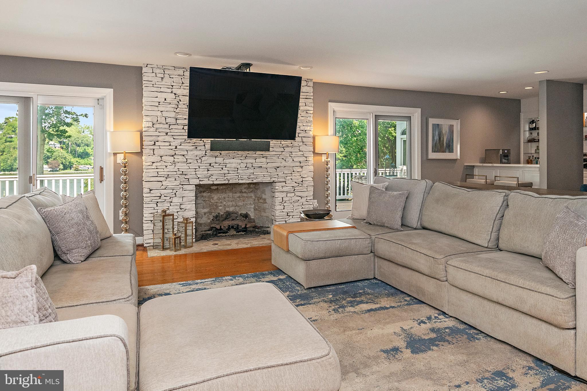 THE DOWNS - Residential