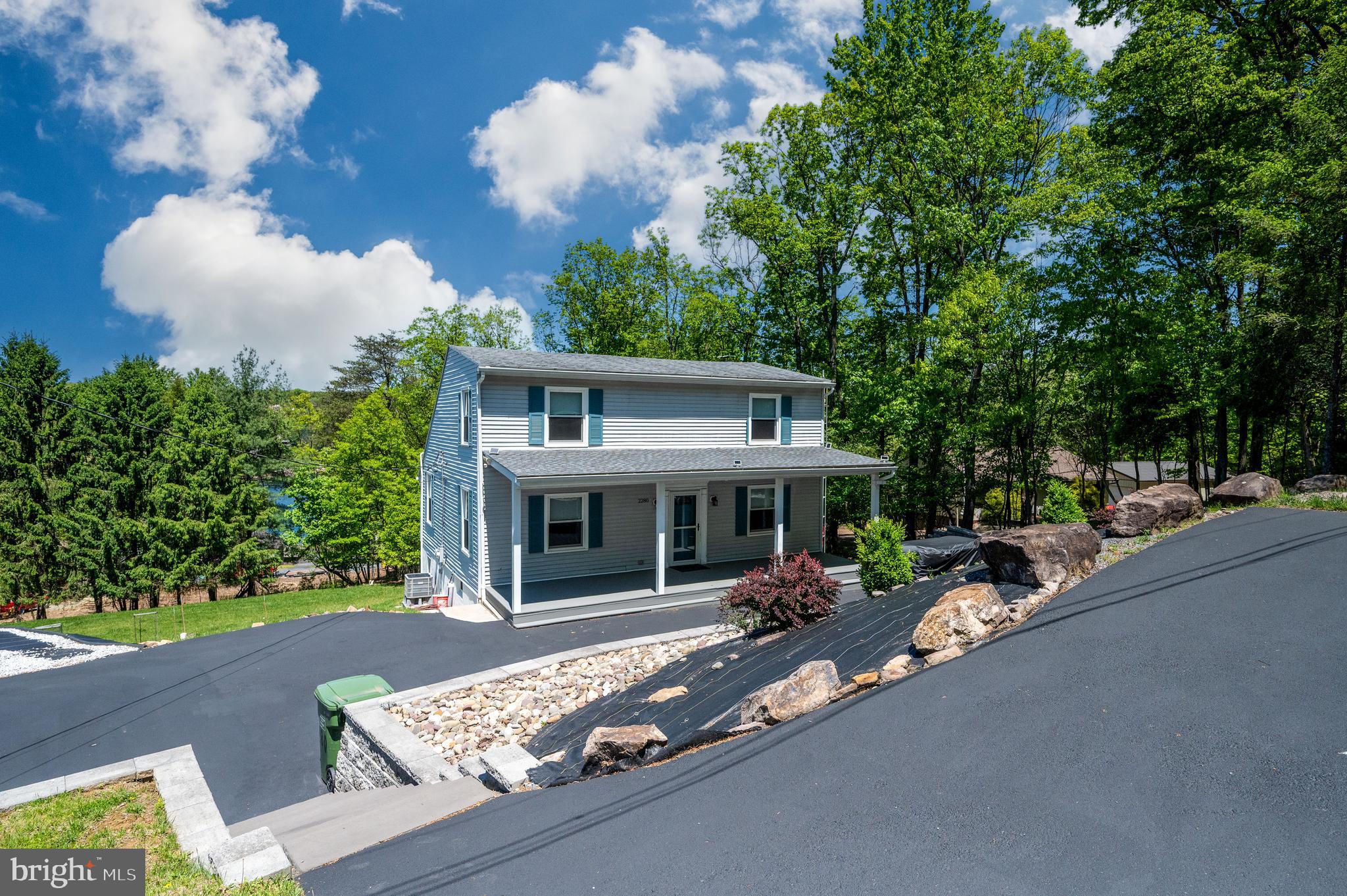 LAKE WYNONAH - Residential