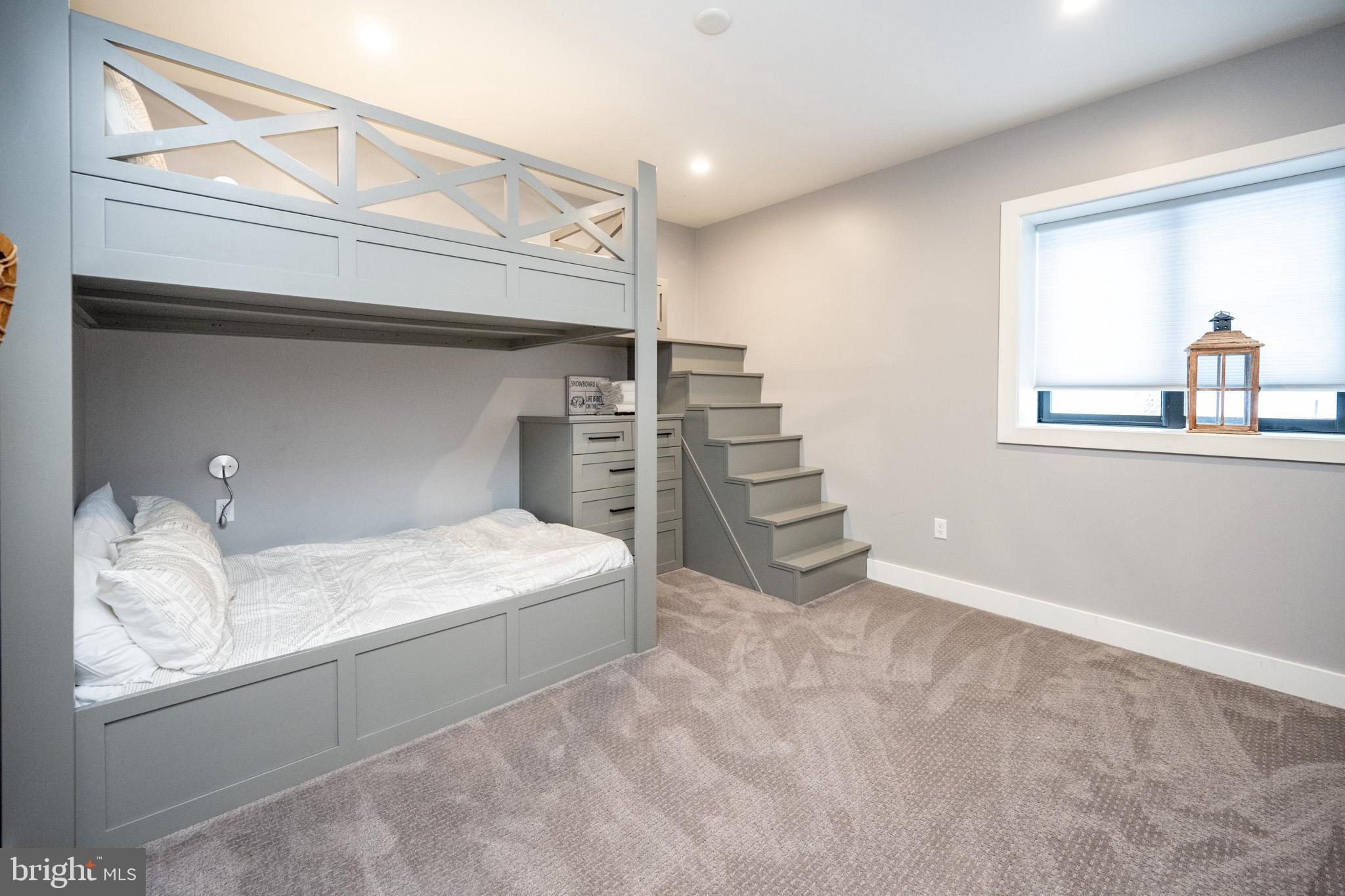 NORTH CAMP - Residential