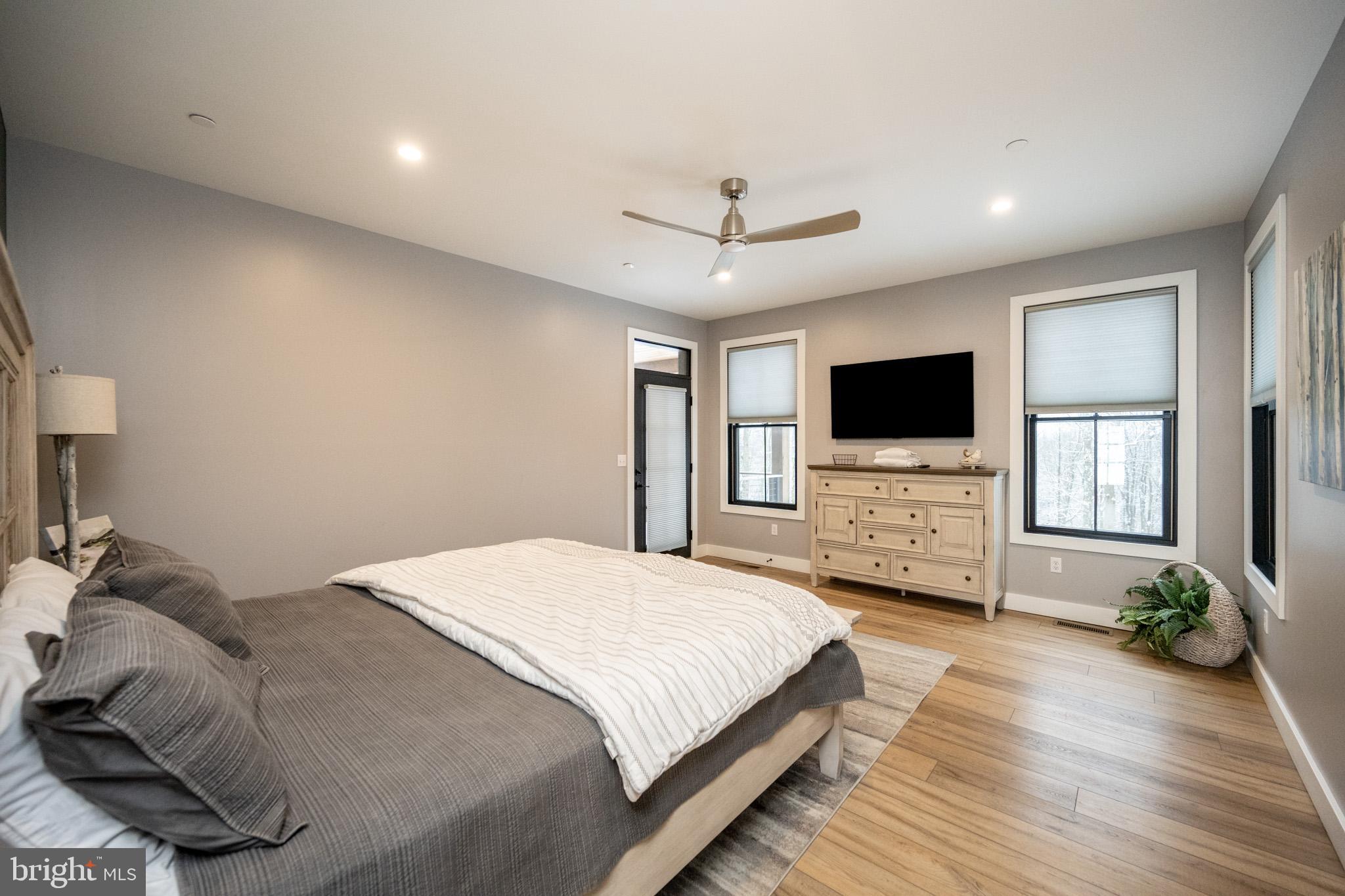 NORTH CAMP - Residential