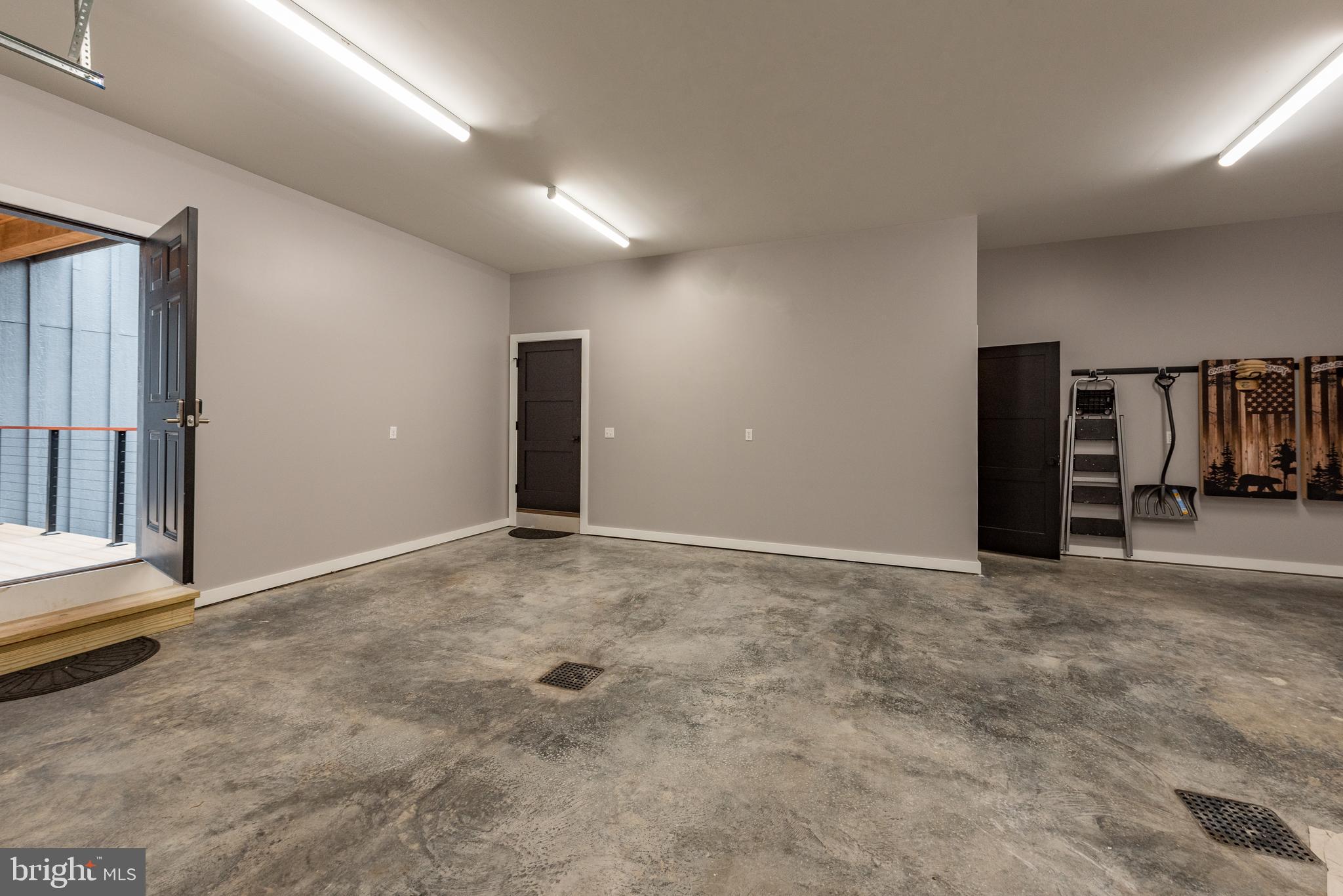 NORTH CAMP - Residential