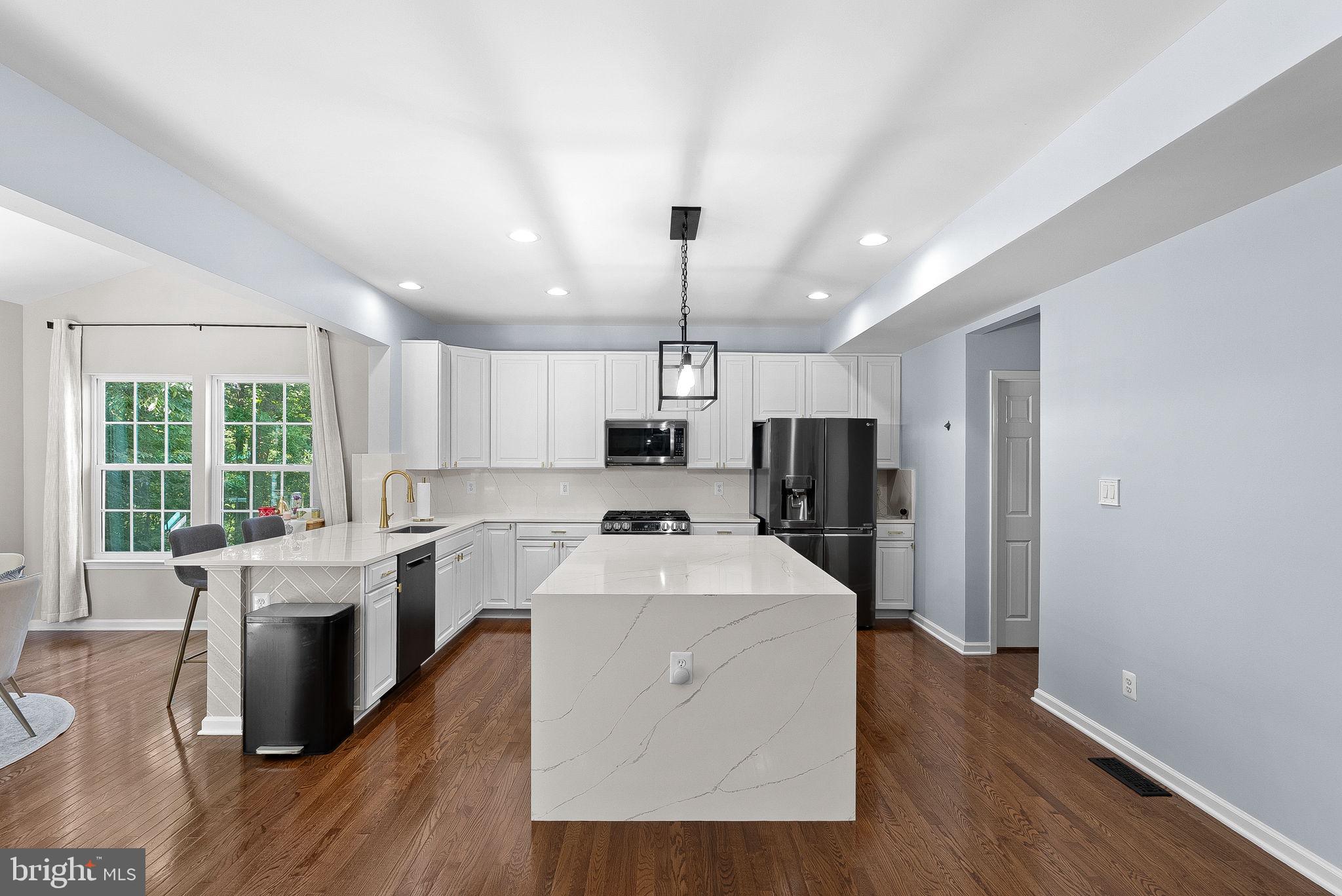 BOLT PROPERTY - Residential