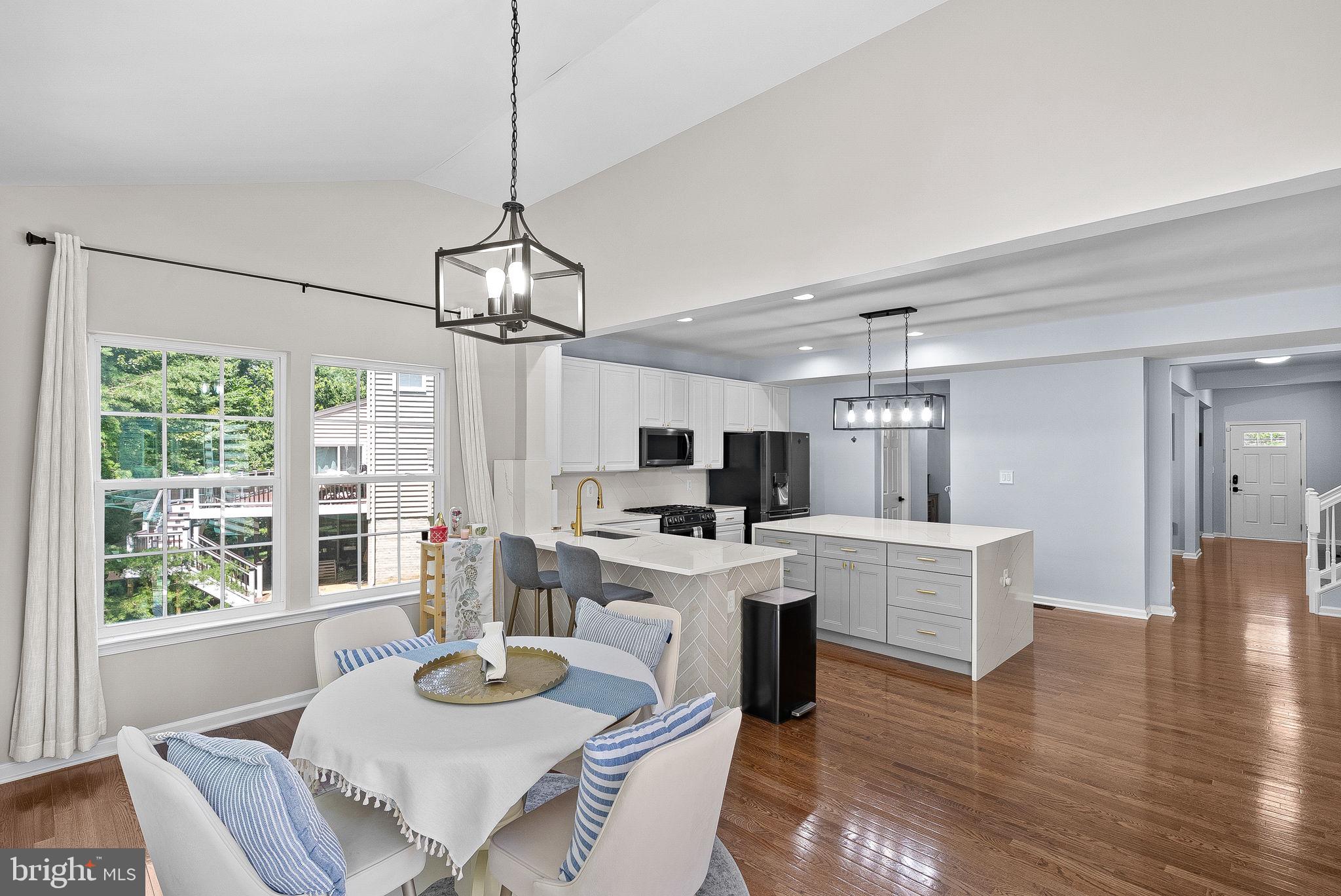BOLT PROPERTY - Residential